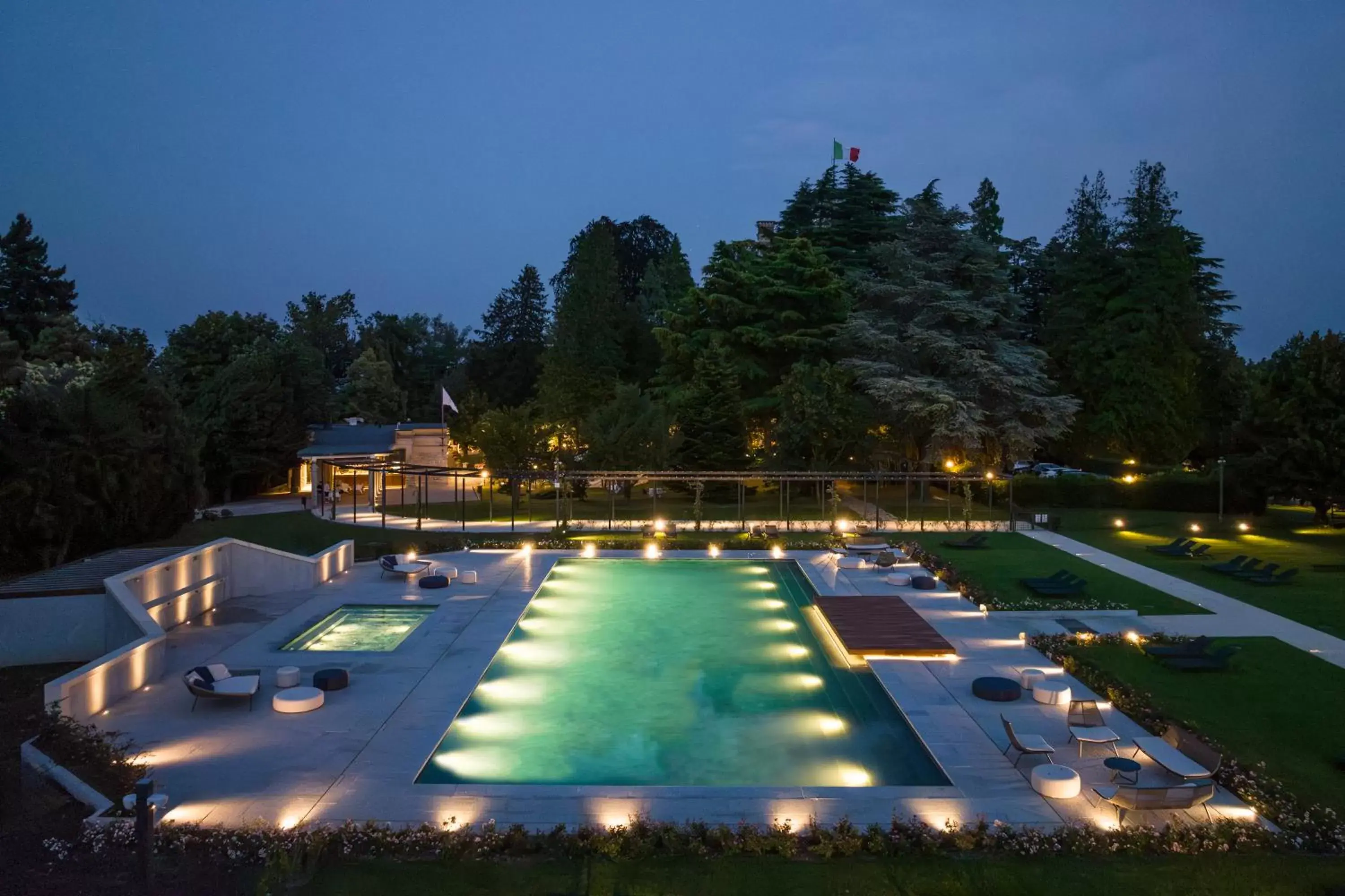 Swimming Pool in Palace Grand Hotel Varese