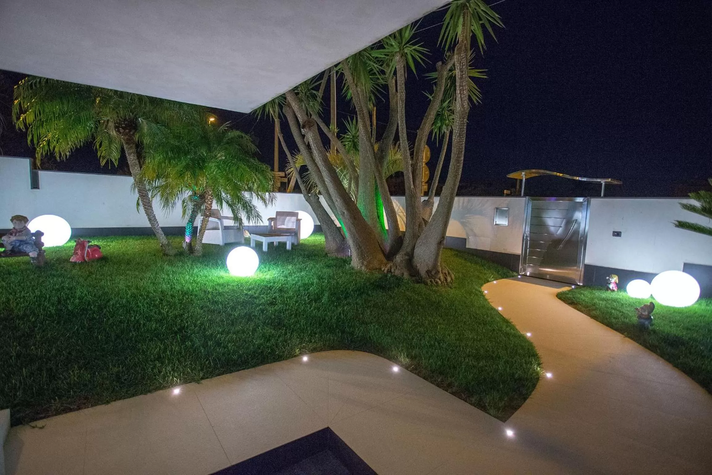 Garden in Tra Le Braccia di Morfeo