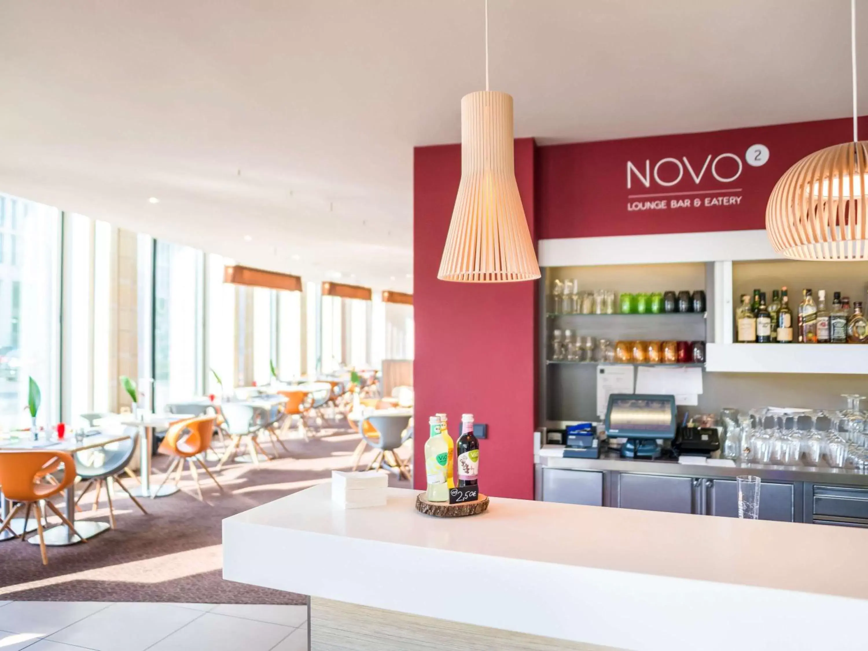 Lounge or bar, Restaurant/Places to Eat in Novotel Berlin Mitte