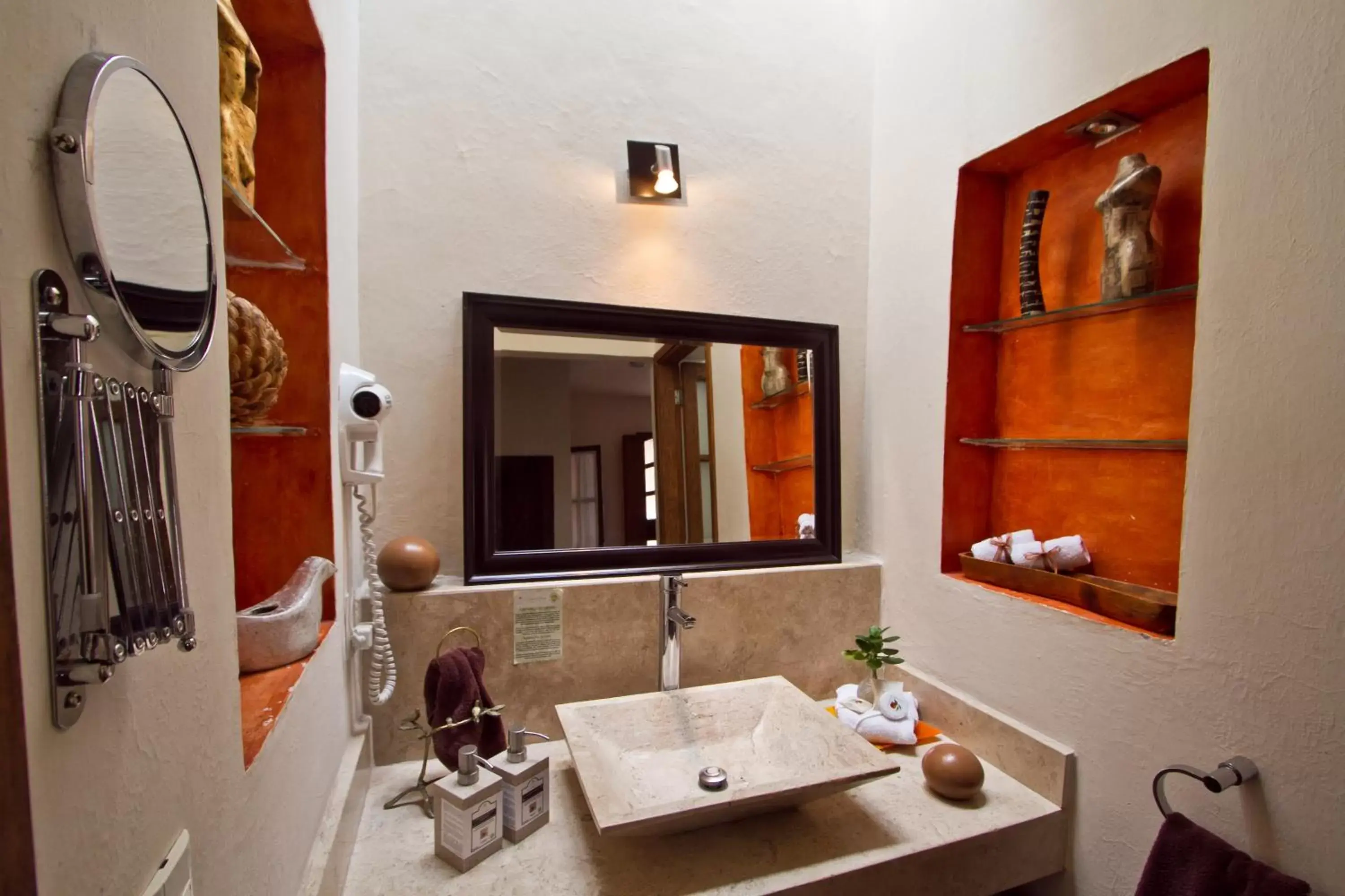 Bathroom in La Casa del Naranjo Hotel Boutique