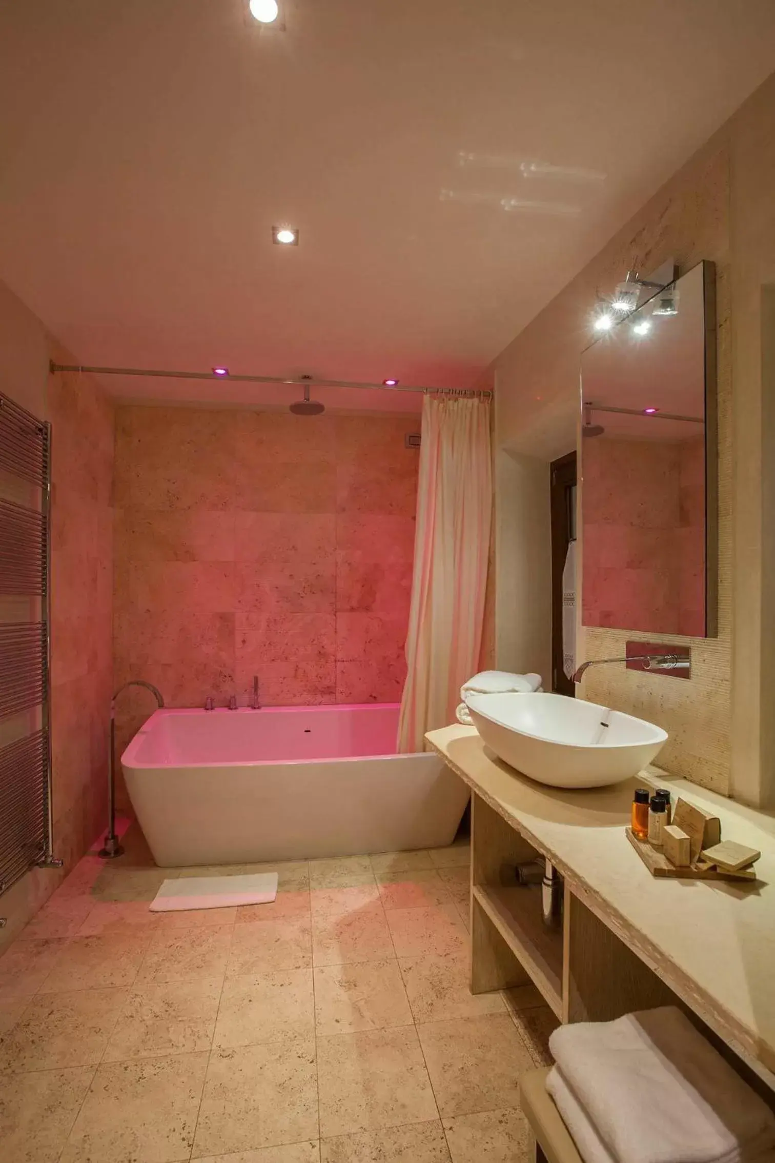 Bathroom in Palazzo Carletti