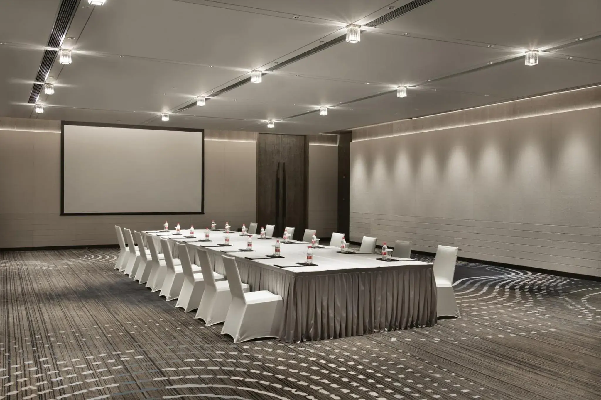 Banquet/Function facilities in Crowne Plaza Wuhan Optics Valley, an IHG Hotel