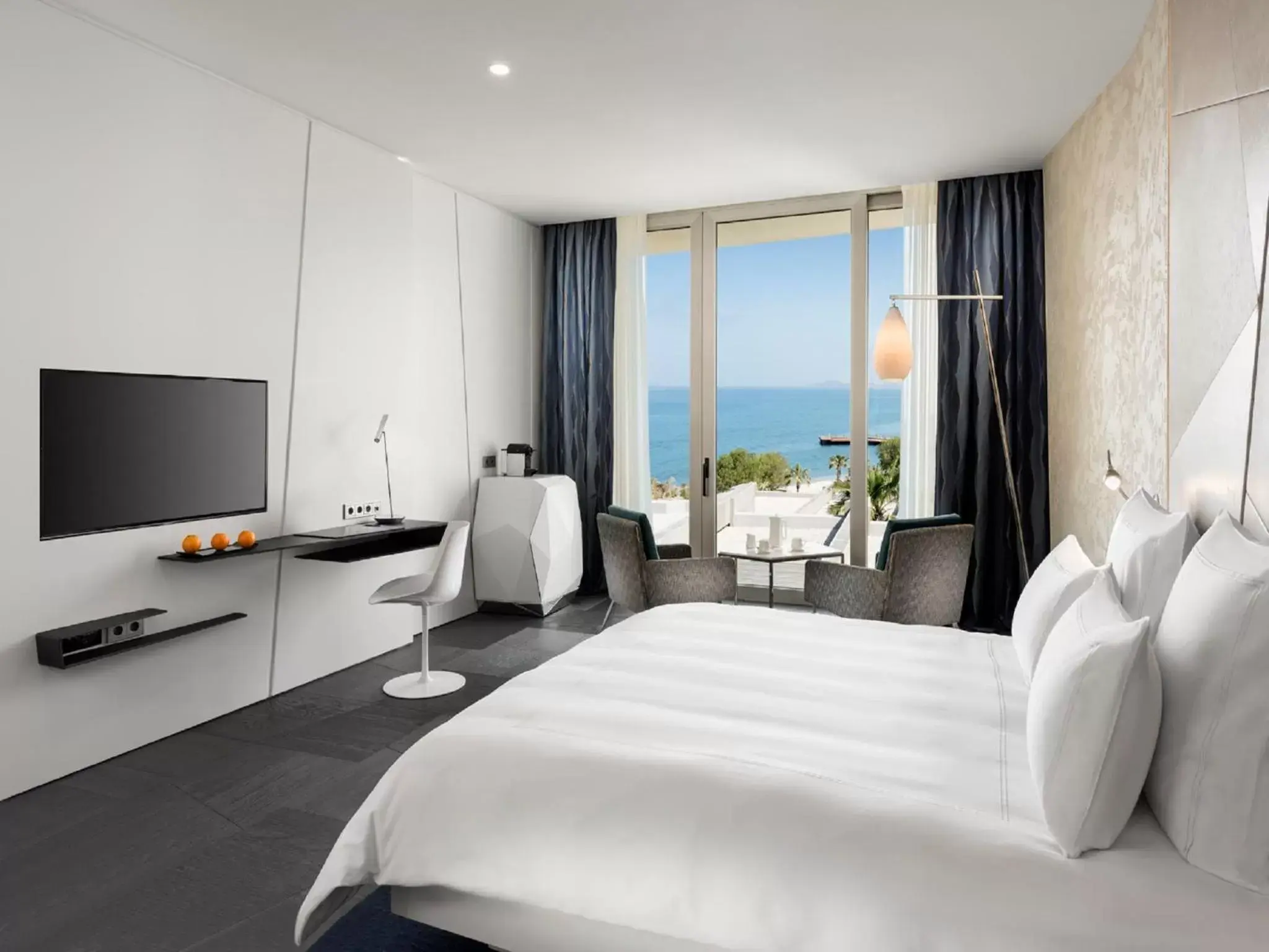 Bedroom in Swissôtel Resort Bodrum Beach
