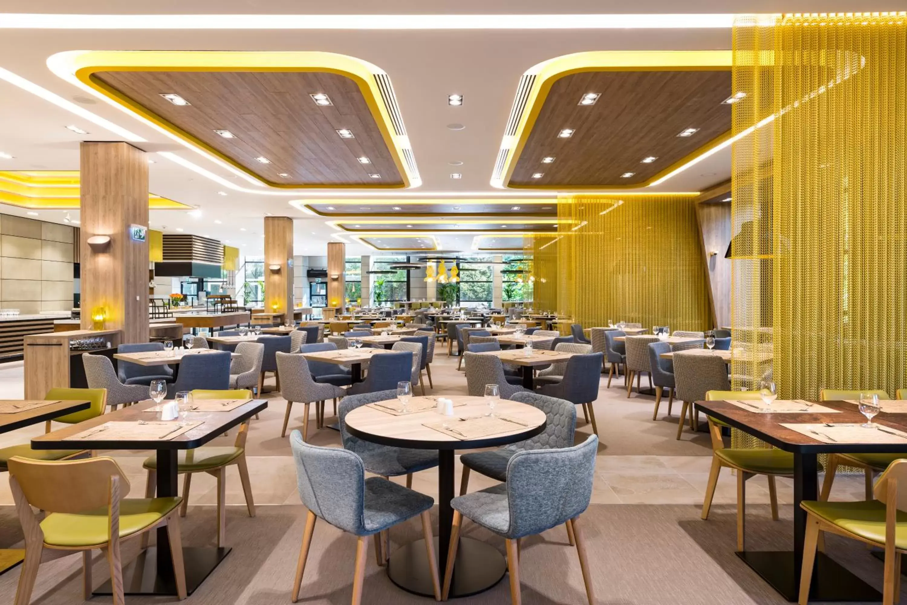 Restaurant/places to eat in Danubius Hotel Helia Restaurant/places to eat in Danubius Hotel Helia