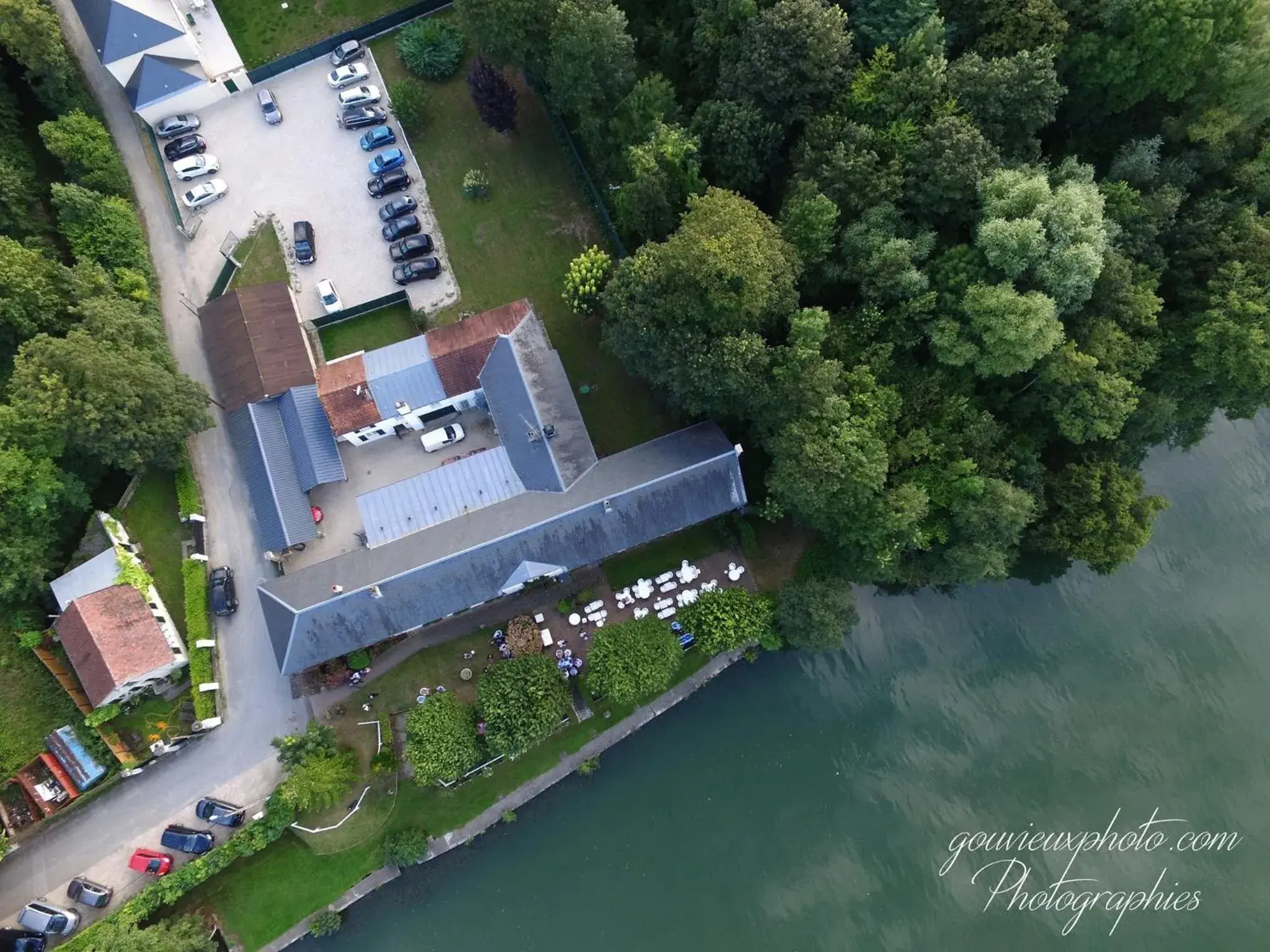 Bird's eye view, Bird's-eye View in Hostellerie de Pavillon Saint-Hubert