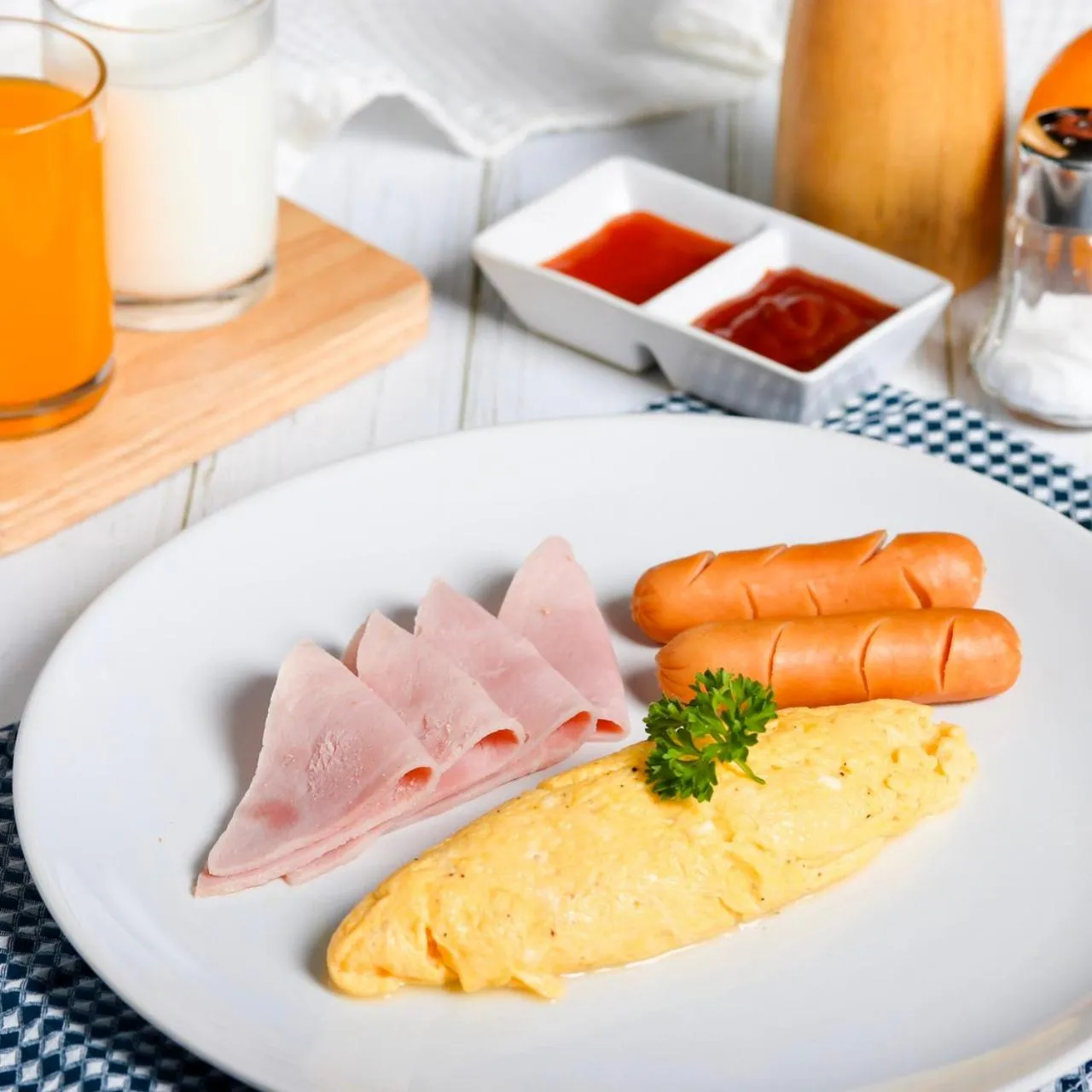 Breakfast in The Mini R Ratchada