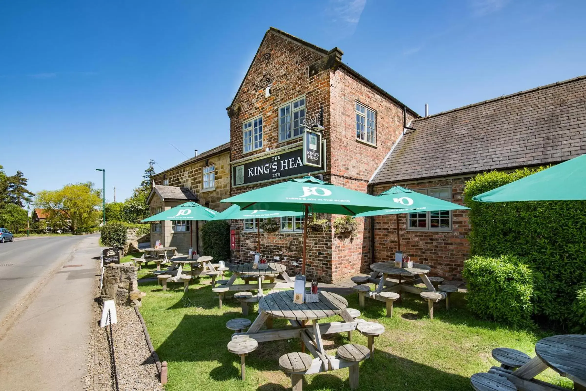 Property Building in The King's Head Inn - The Inn Collection Group