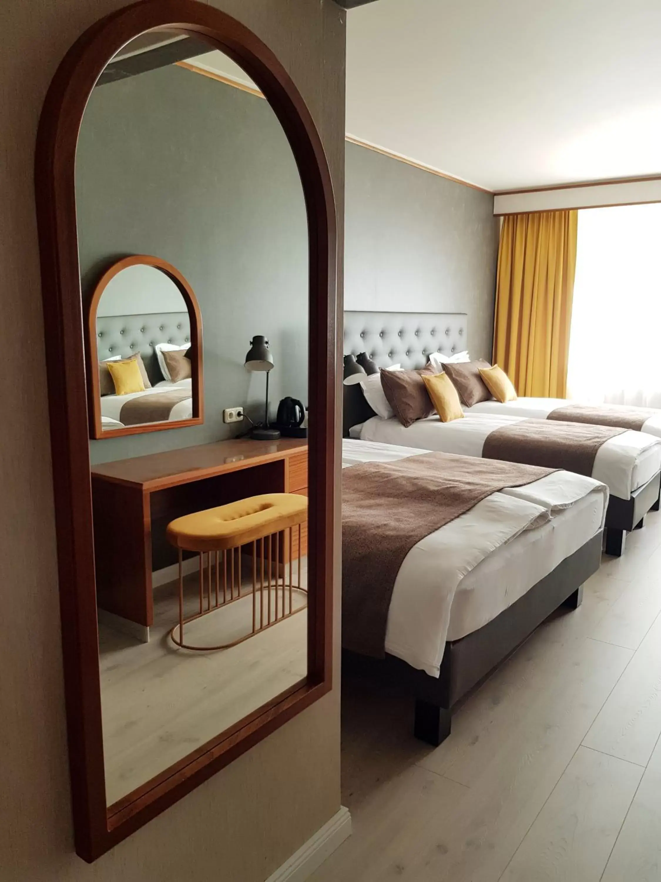 Photo of the whole room, Bed in Hotel Ísland – Spa & Wellness Hotel