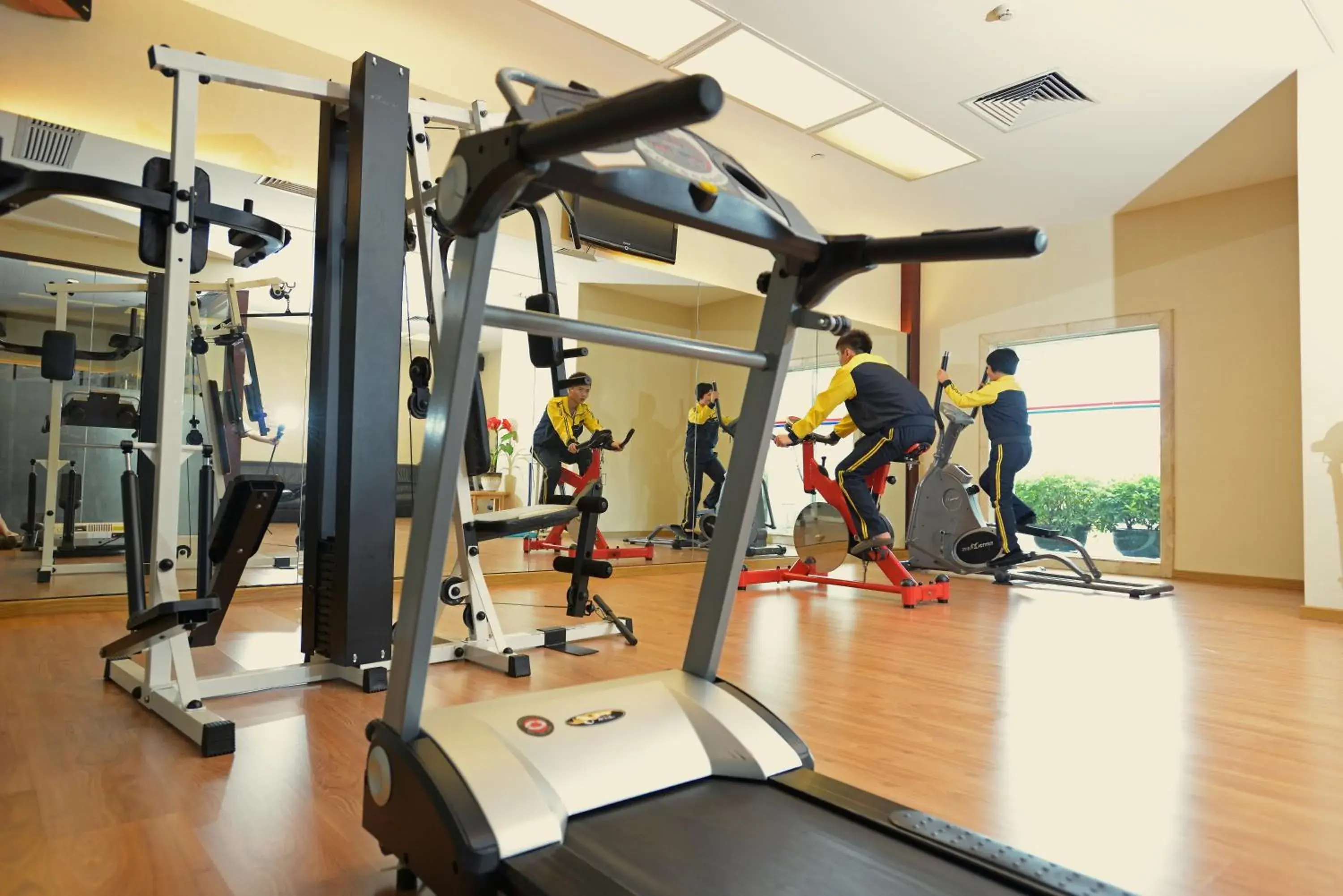 Fitness centre/facilities, Fitness Center/Facilities in Guangzhou New Century Hotel