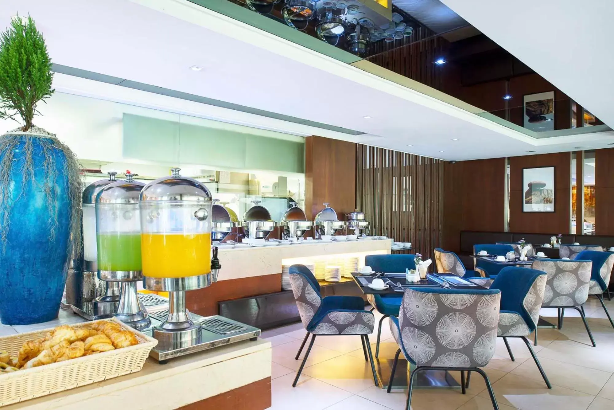 Restaurant/places to eat in Mida De Sea Hua Hin - SHA PLUS Restaurant/places to eat in Mida De Sea Hua Hin - SHA PLUS