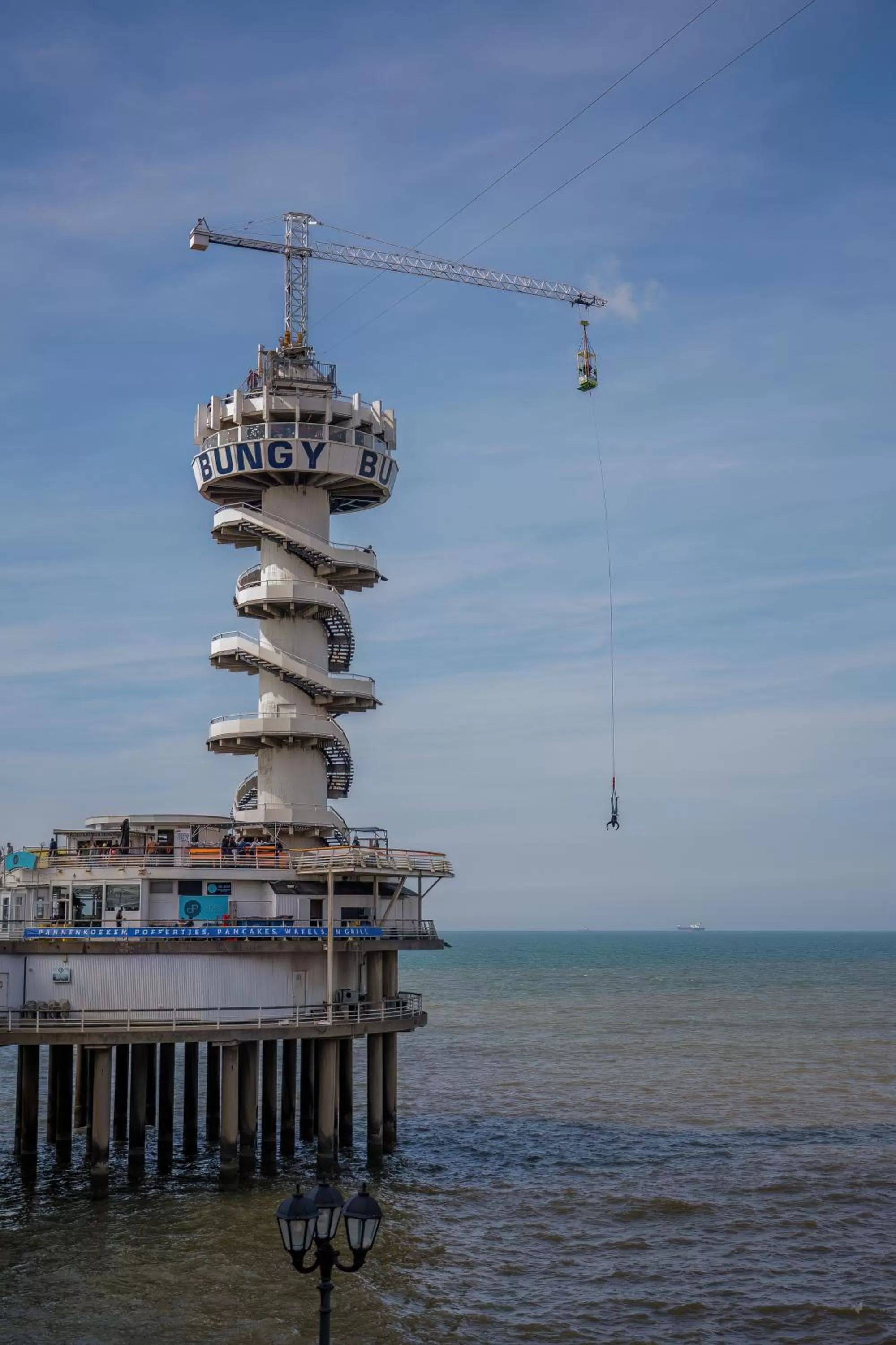 Property building in De Pier Suites