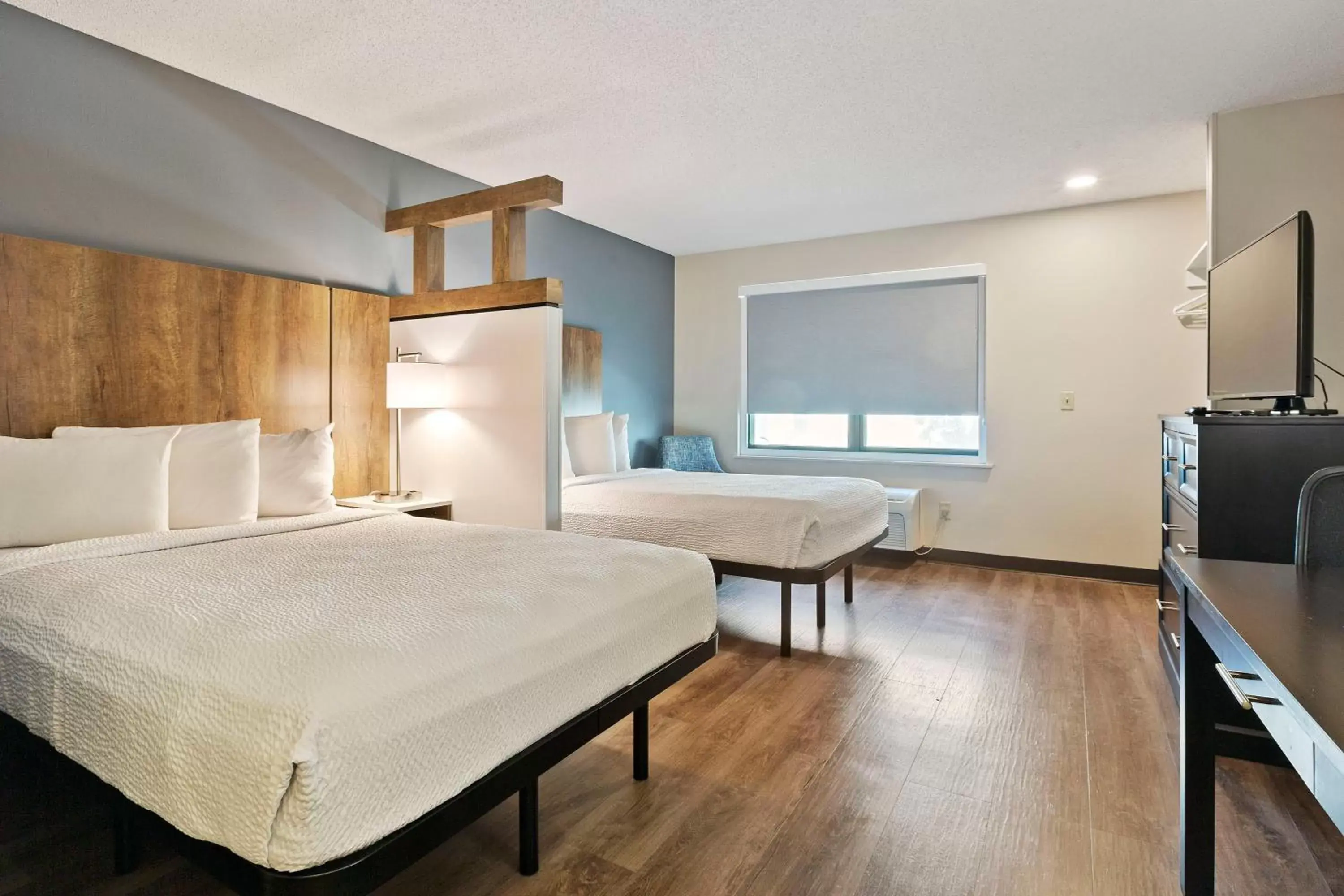 Bed in Extended Stay America Premier Suites - Miami - Airport - Doral - 25th Street