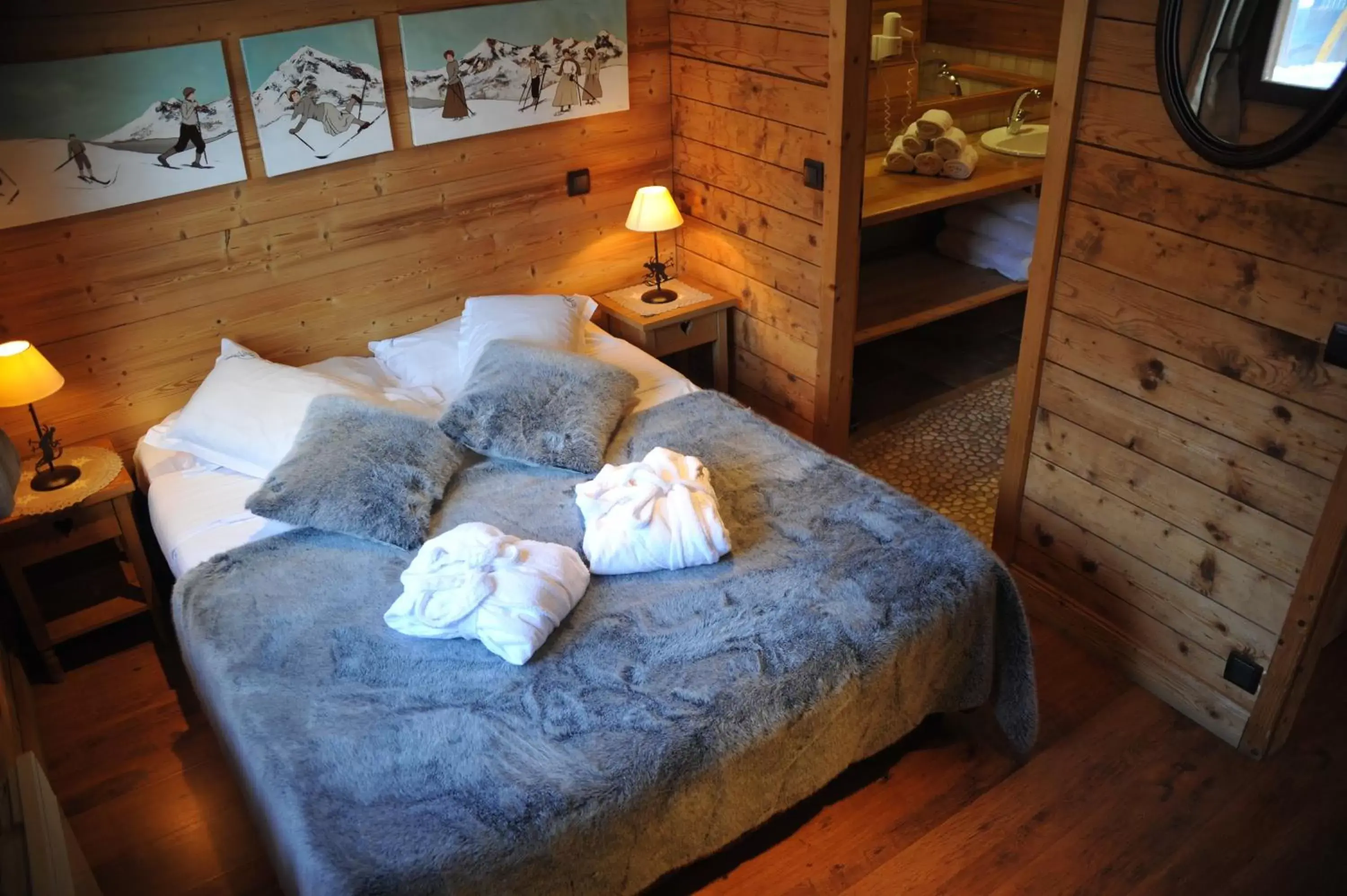 Bed in Hôtel Chalet Alpage