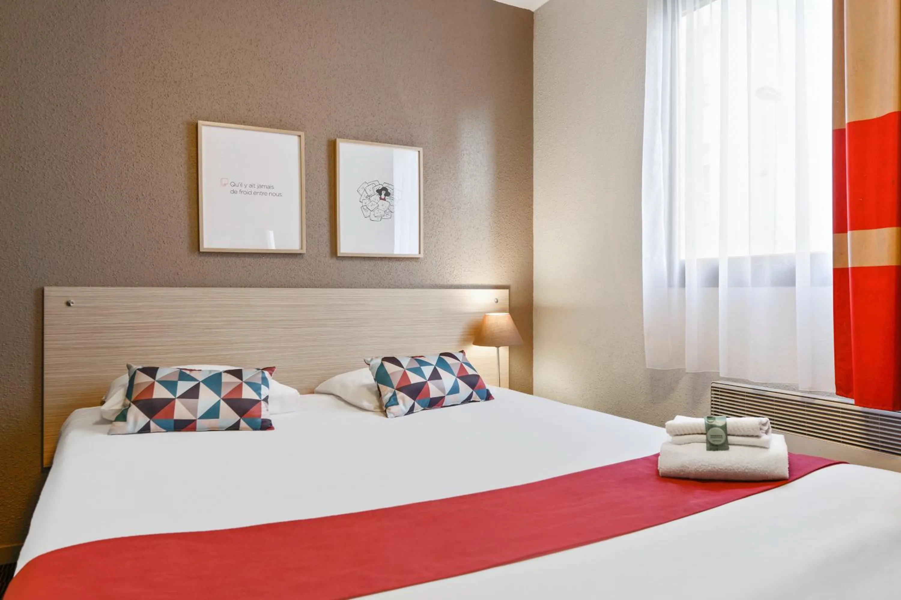 Bed in Appart'City Classic Nantes Viarme