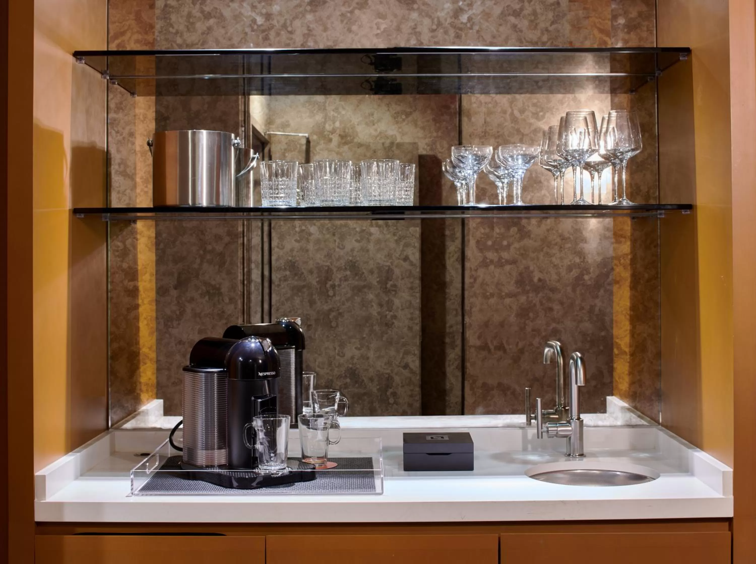 Coffee/tea facilities in Hotel Ziggy On Sunset