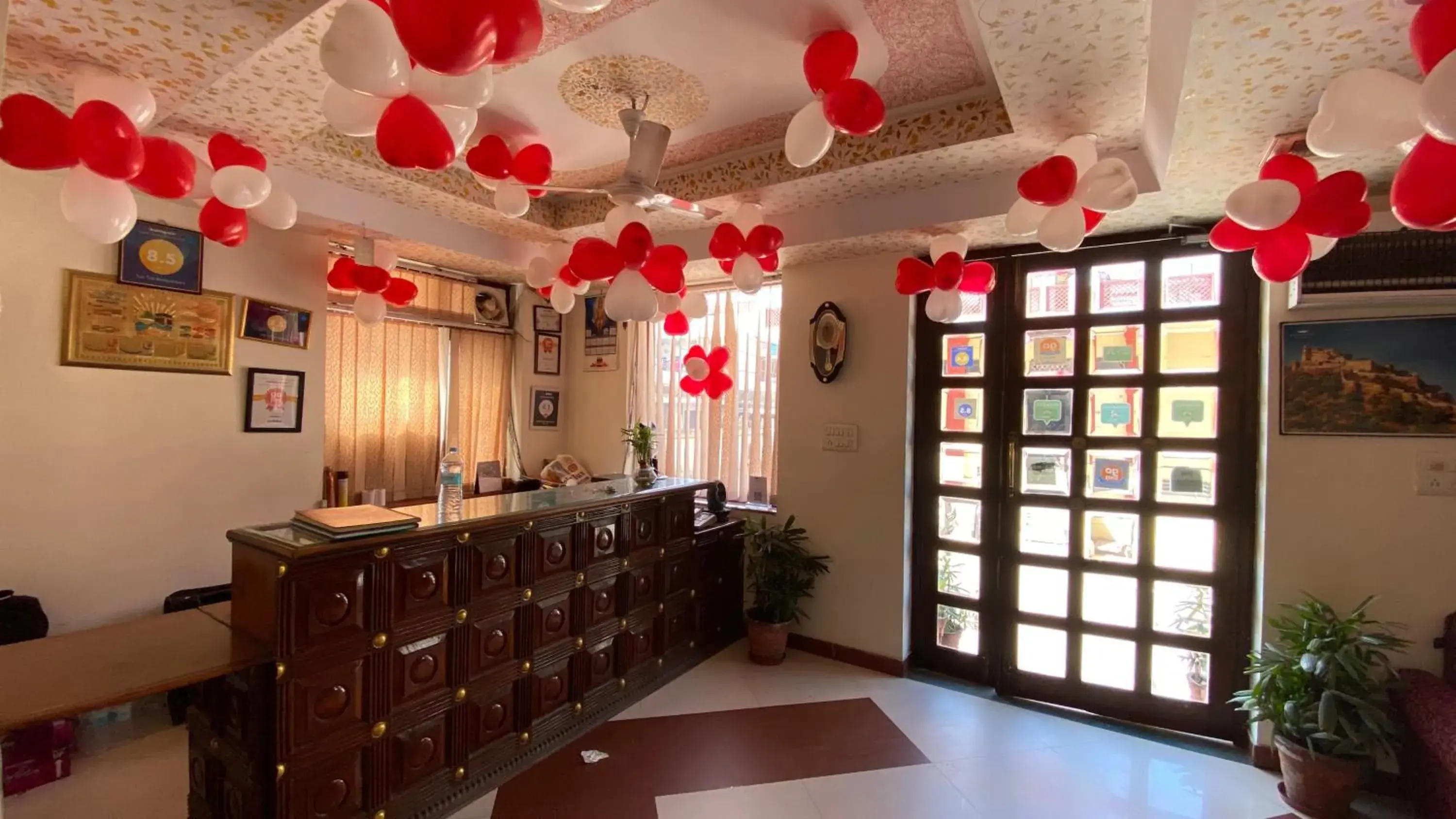 Lobby or reception in Tuk Tuk Backpackers- Near Jaipur Train Station Lobby or reception in Tuk Tuk Backpackers- Near Jaipur Train Station