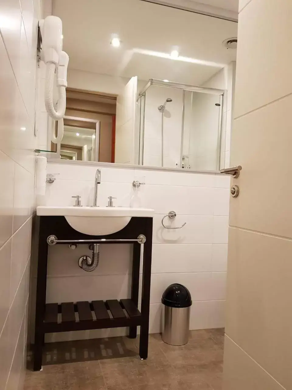 Toilet, Bathroom in Up Recoleta Hotel