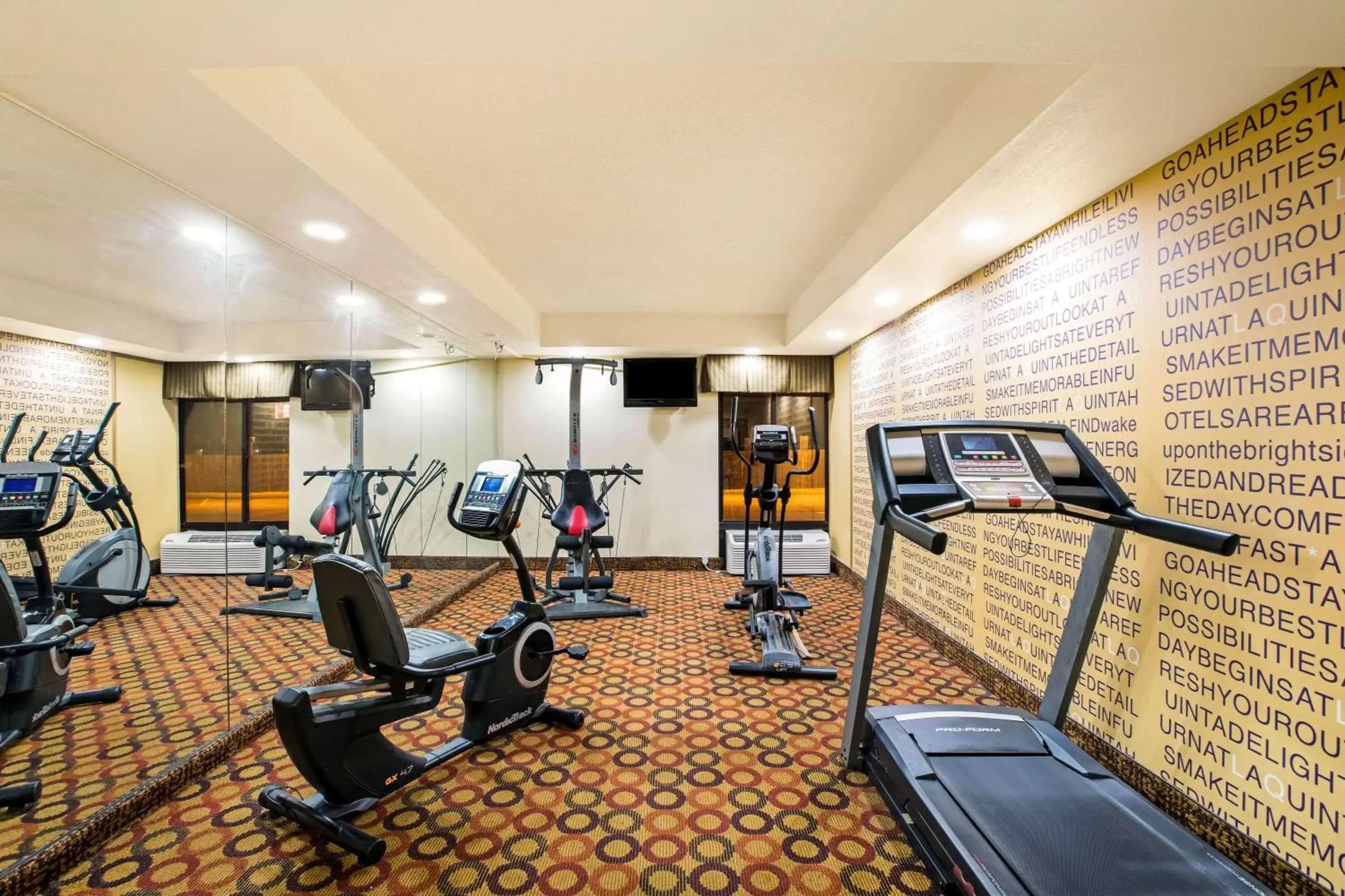 Fitness centre/facilities in La Quinta by Wyndham Salina Fitness centre/facilities in La Quinta by Wyndham Salina