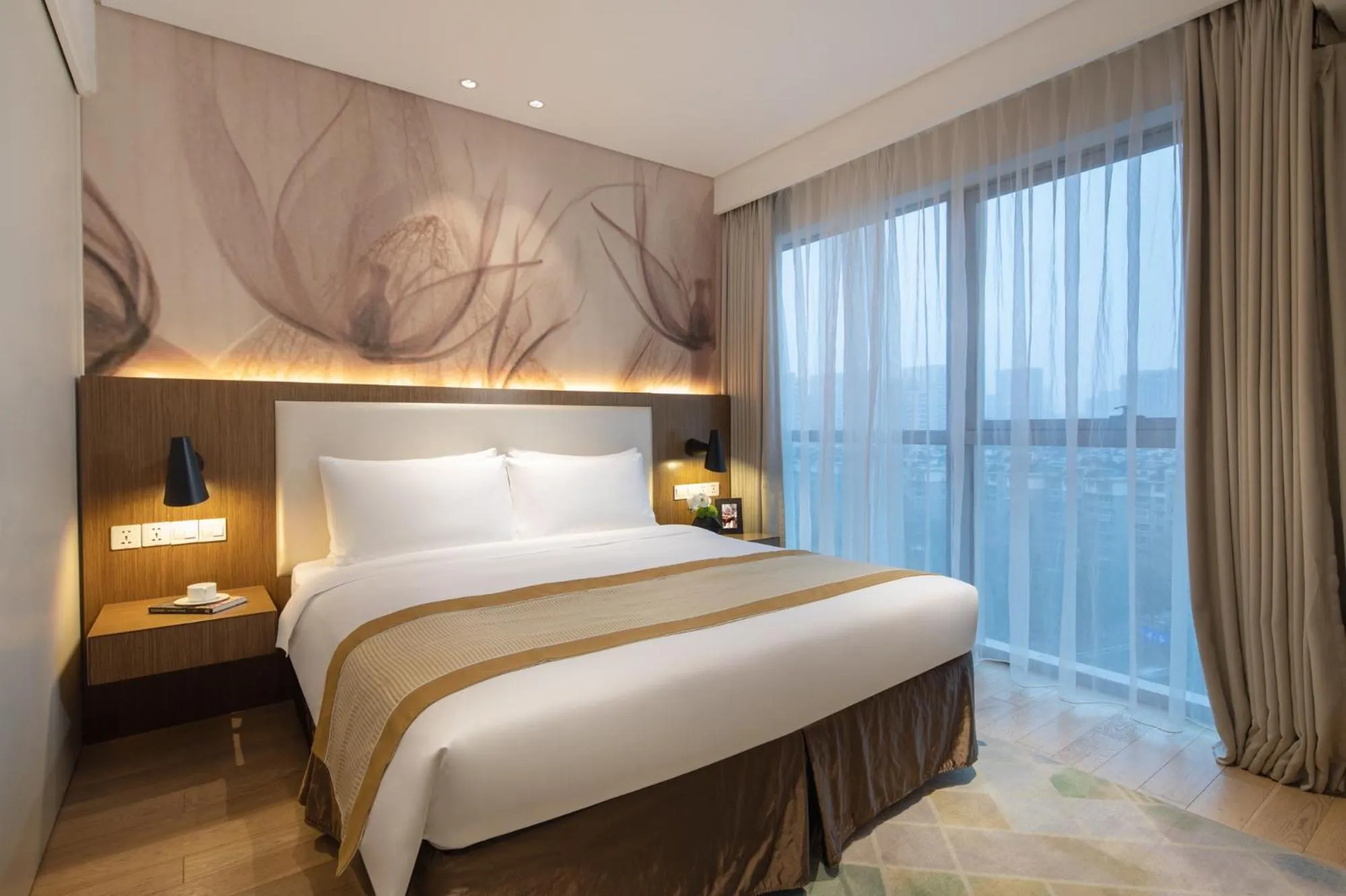 Property building, Bed in Citadines Intime City Hangzhou