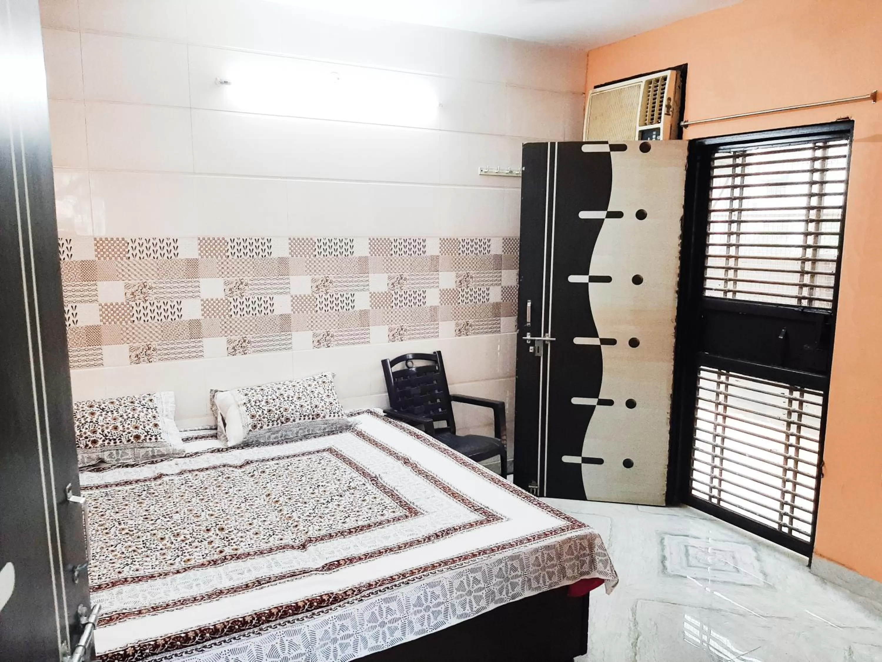 Bed in AMAN RESIDENCY
