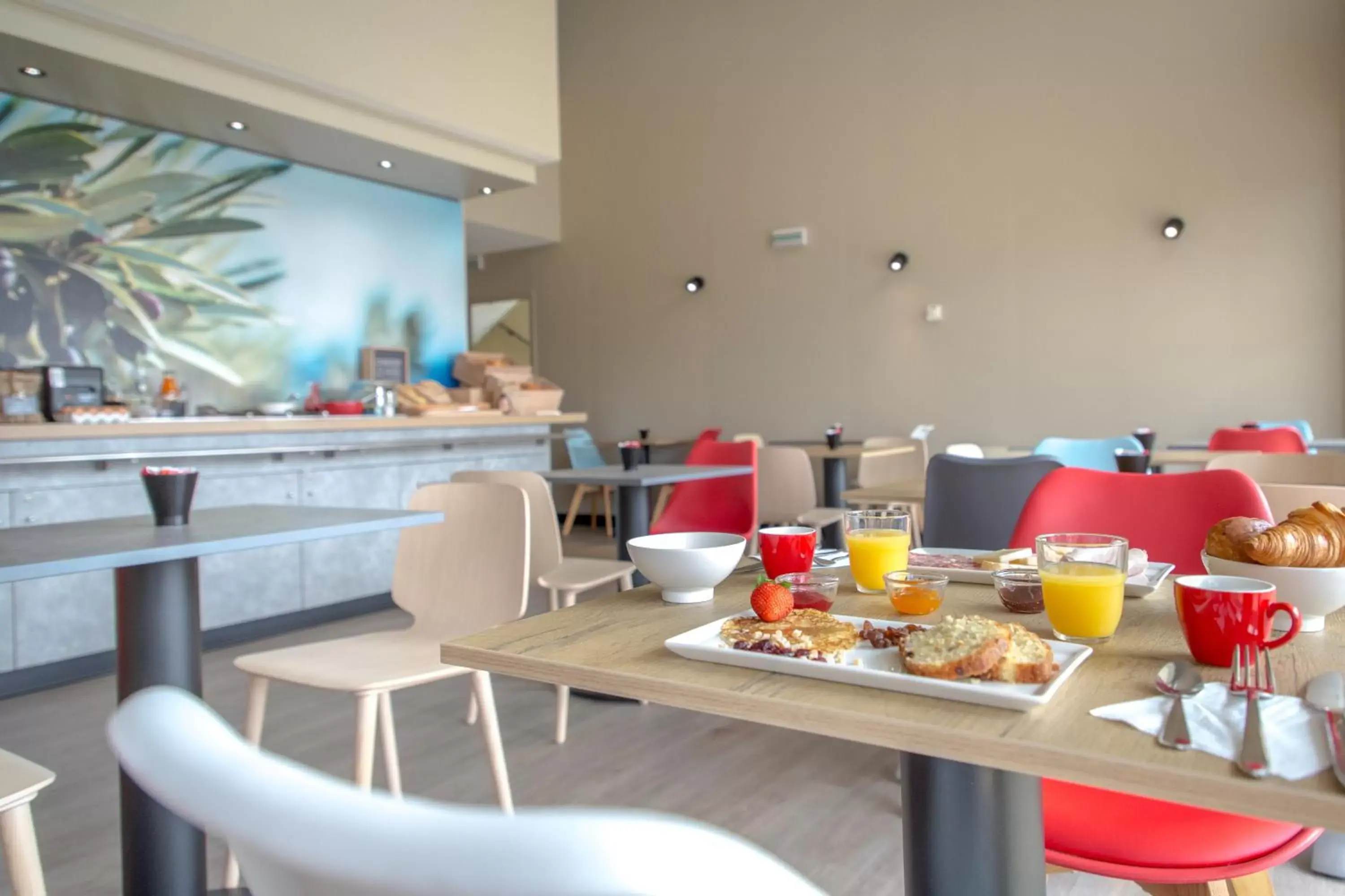 Food, Restaurant/Places to Eat in ibis Perpignan Nord Rivesaltes