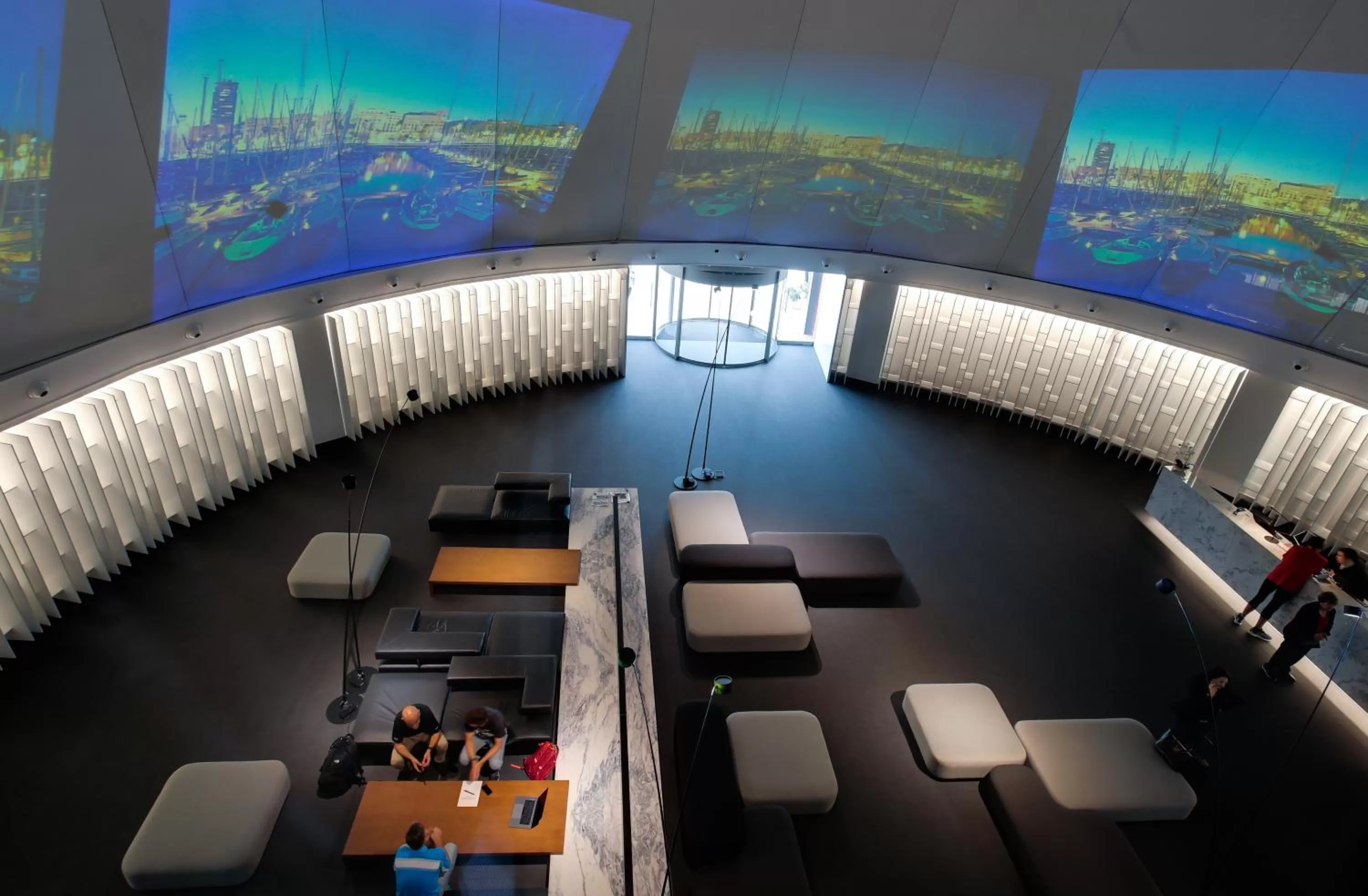 Lobby or reception in BAH Barcelona Airport Hotel