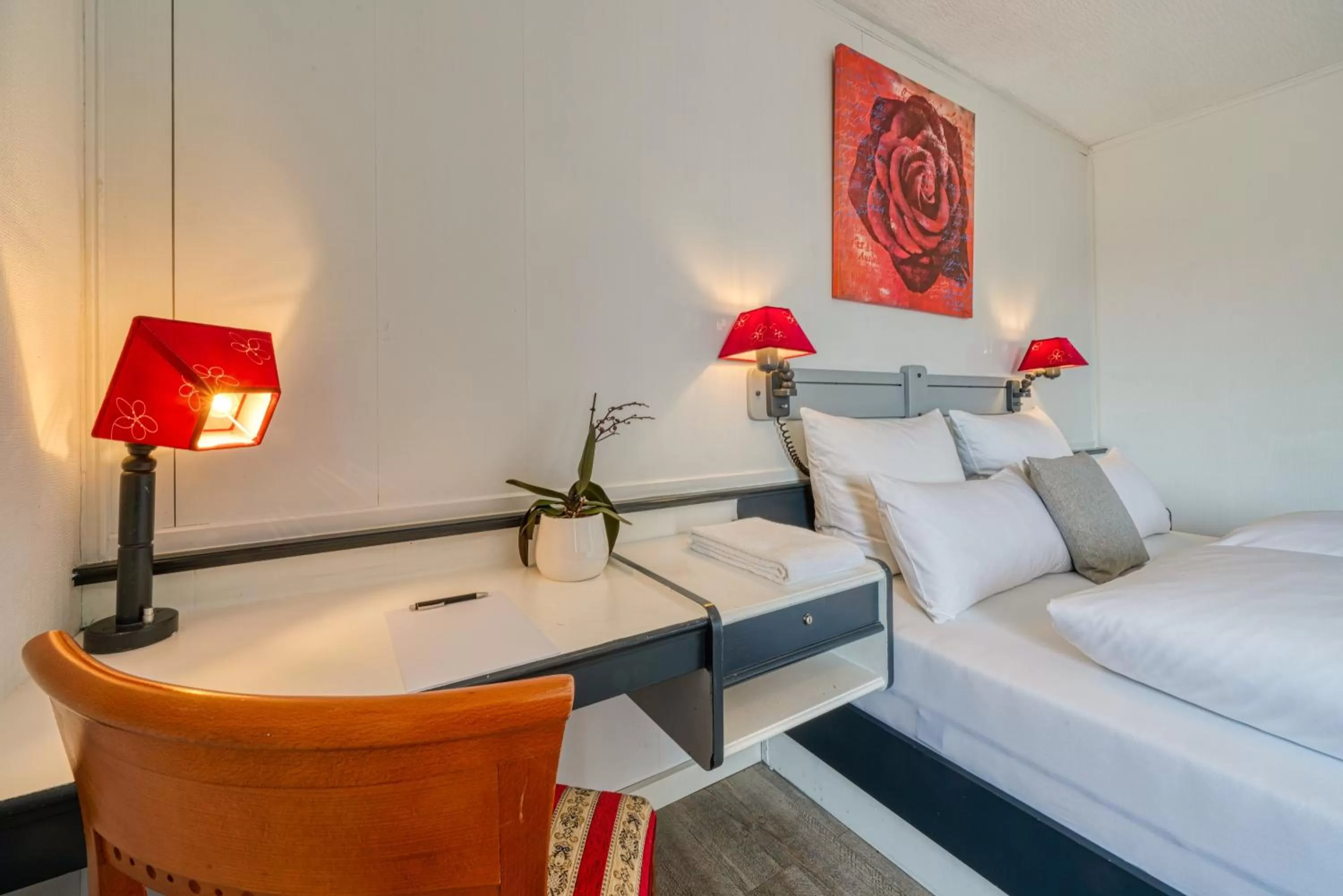 Photo of the whole room, Bed in Hotel Seeblick Försterhaus