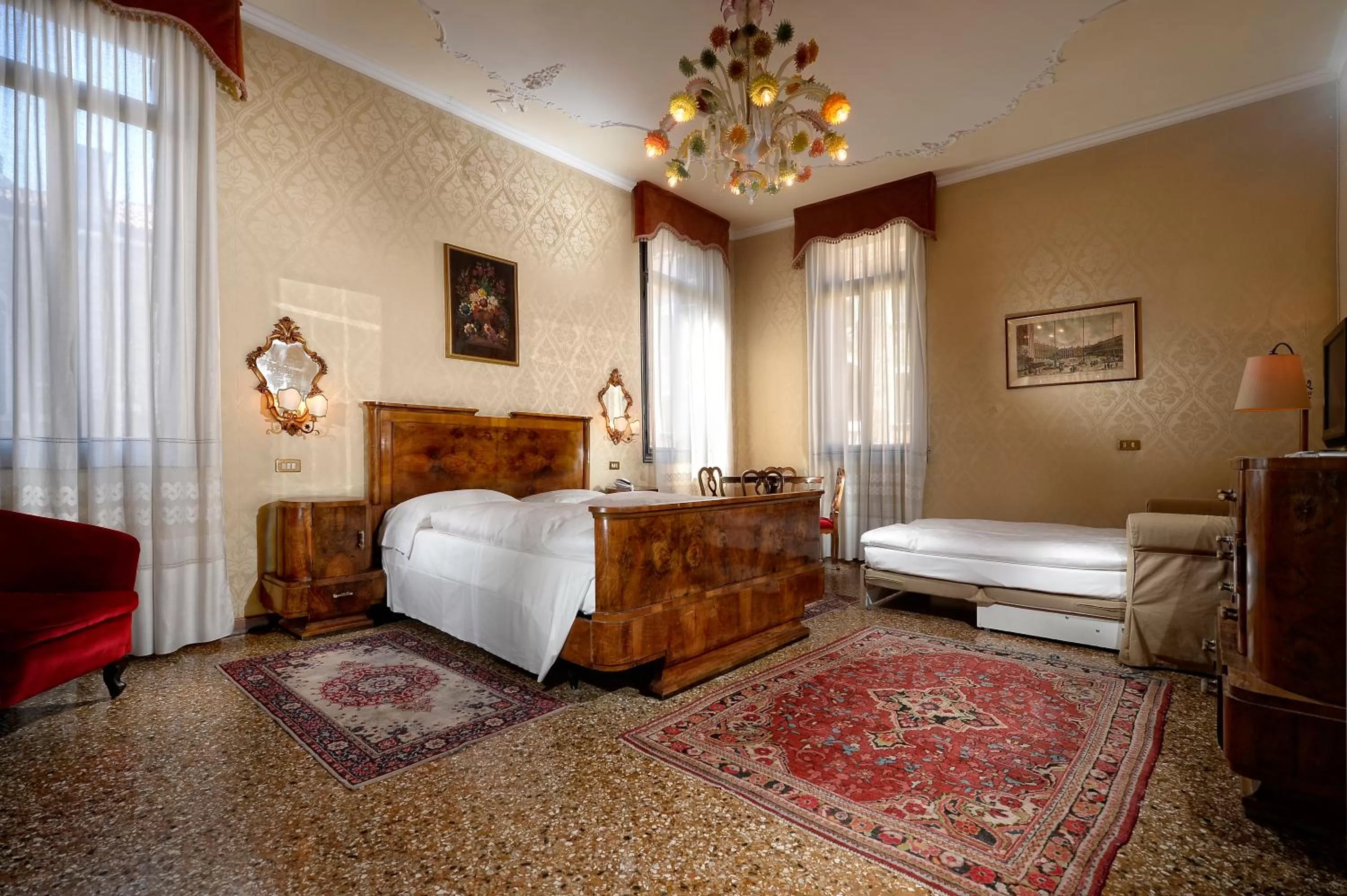 Family Room in Hotel Flora