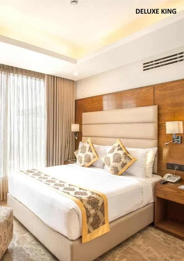 Bed in Marino Royal Hotel