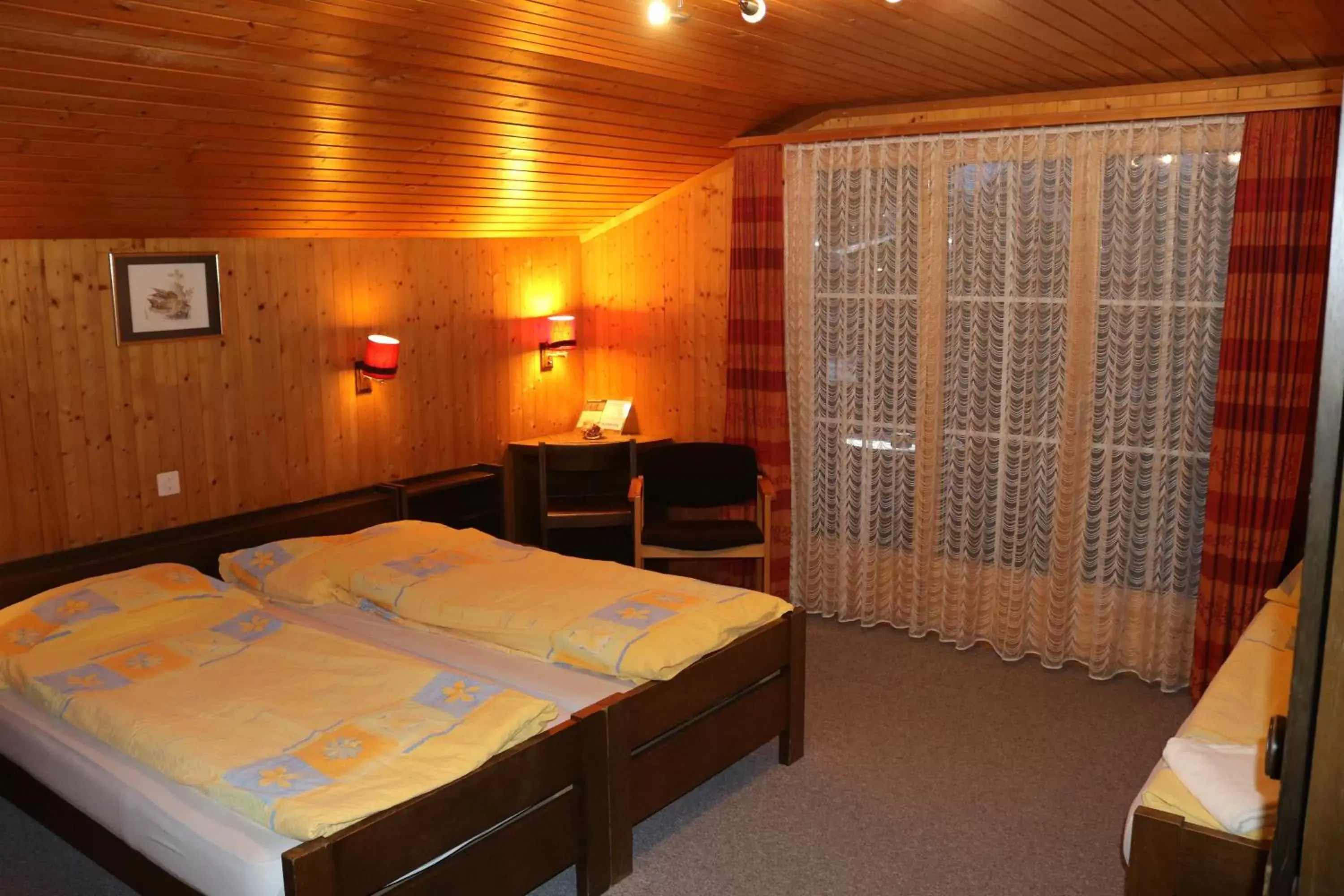 Triple Room with Balcony in Hotel & Restaurant Diana