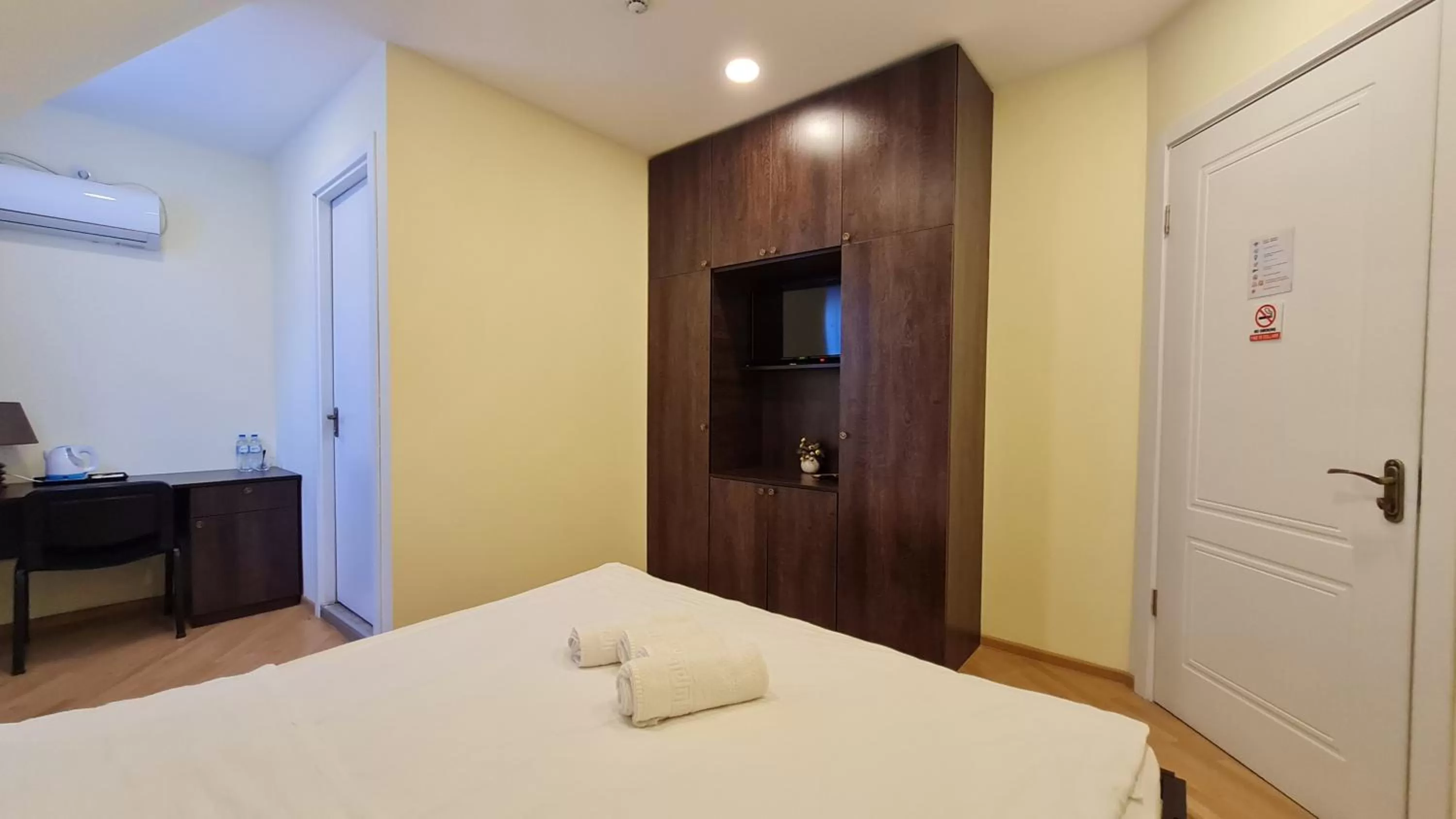 Bed in Hotel Boutique IVERIA