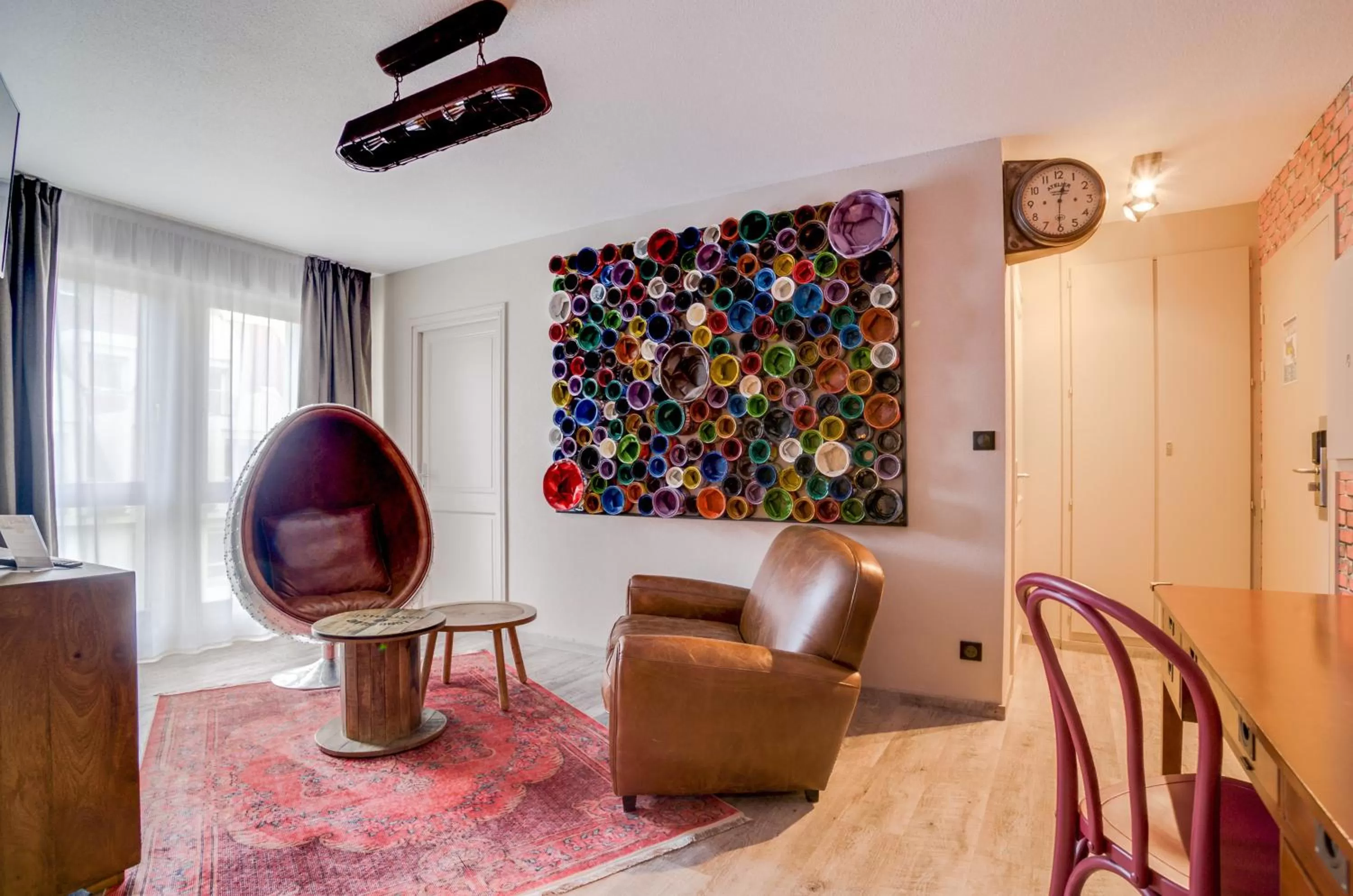 Lounge or bar in La Maison Hôtel Mulhouse Centre