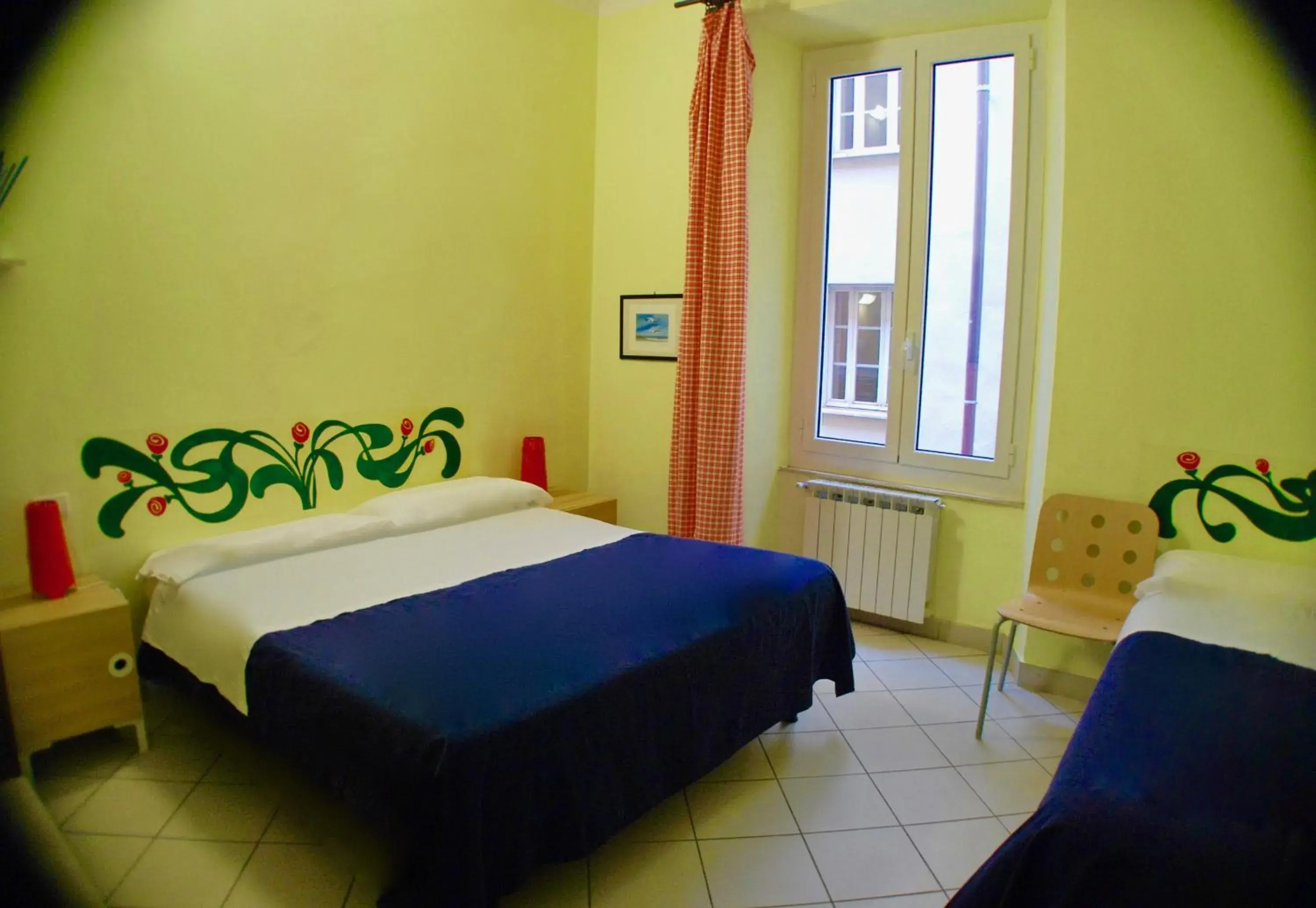 Photo of the whole room, Bed in Albergo Teatro