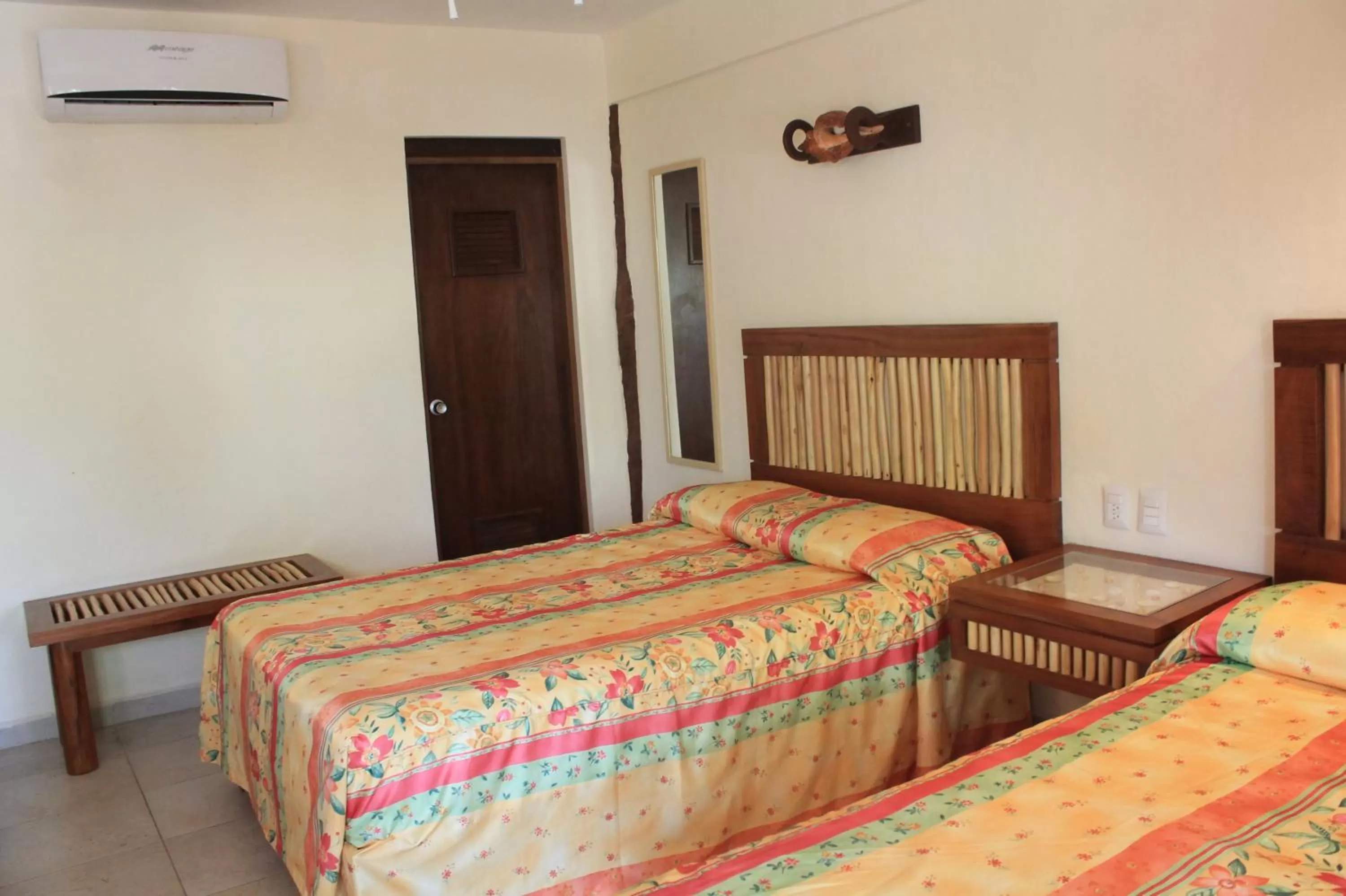 Bedroom, Bed in Hotel Villa Kiin