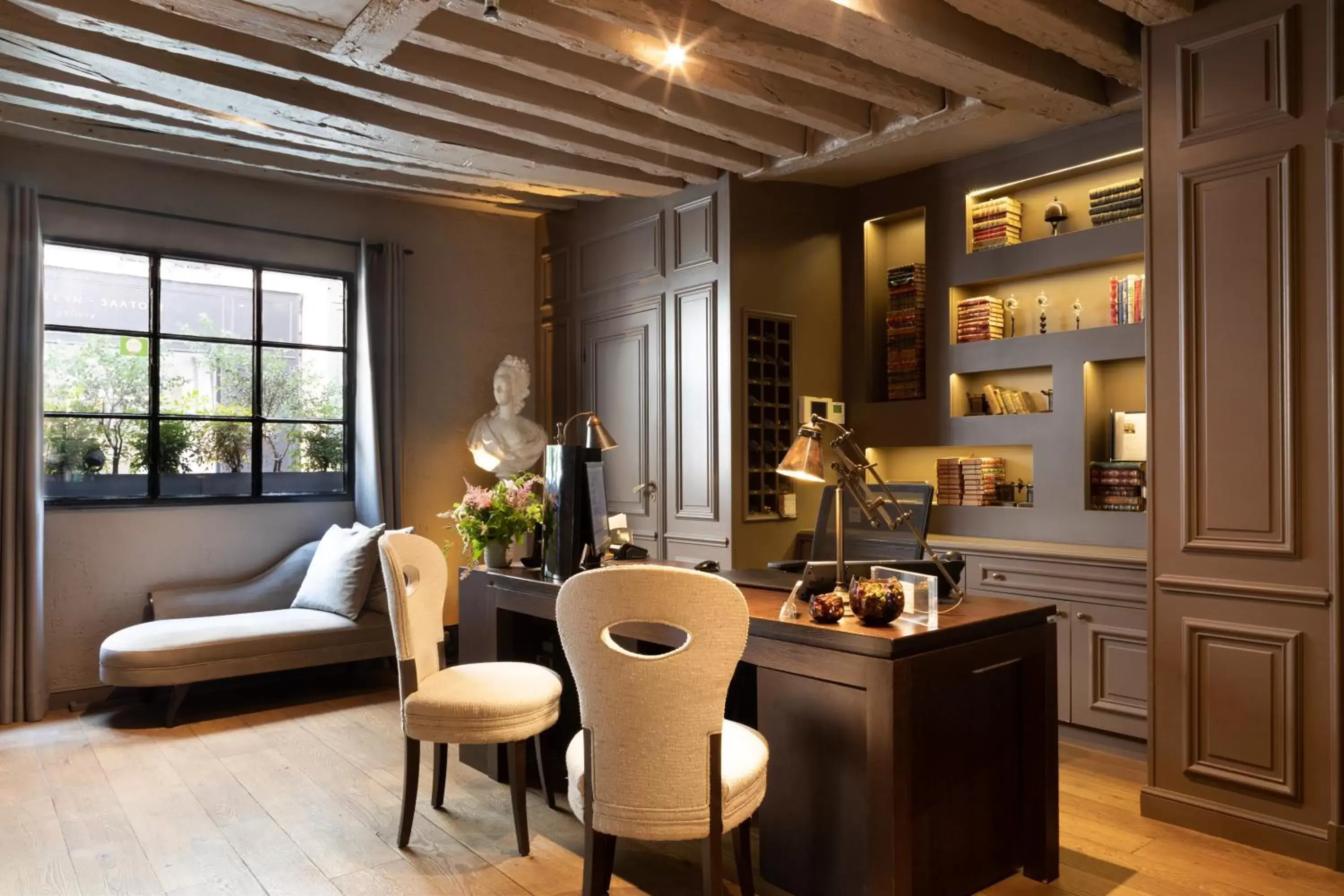 Lobby or reception in Hotel Verneuil Saint Germain Lobby or reception in Hotel Verneuil Saint Germain