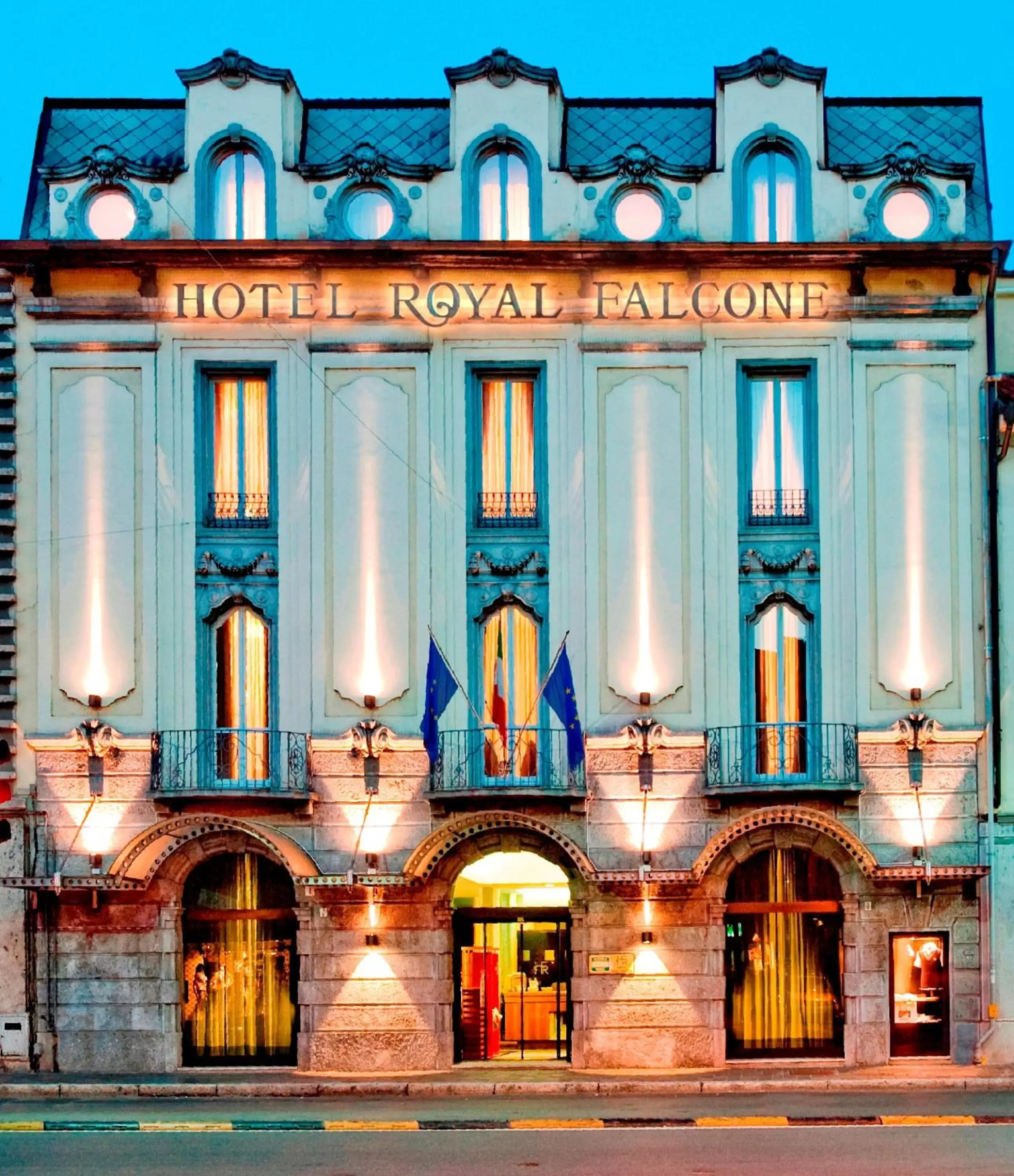 Facade/entrance, Property Building in Hotel Royal Falcone