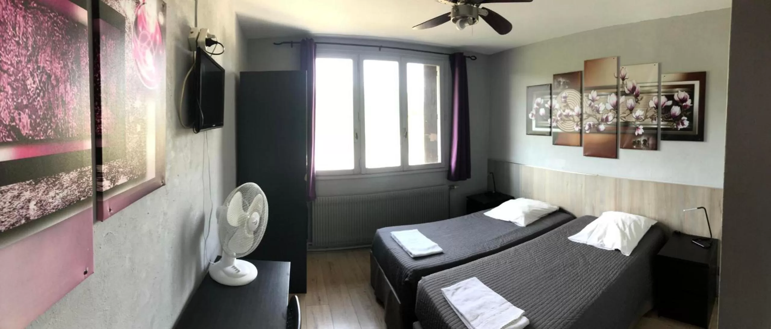 Bedroom in La Clé des Champs