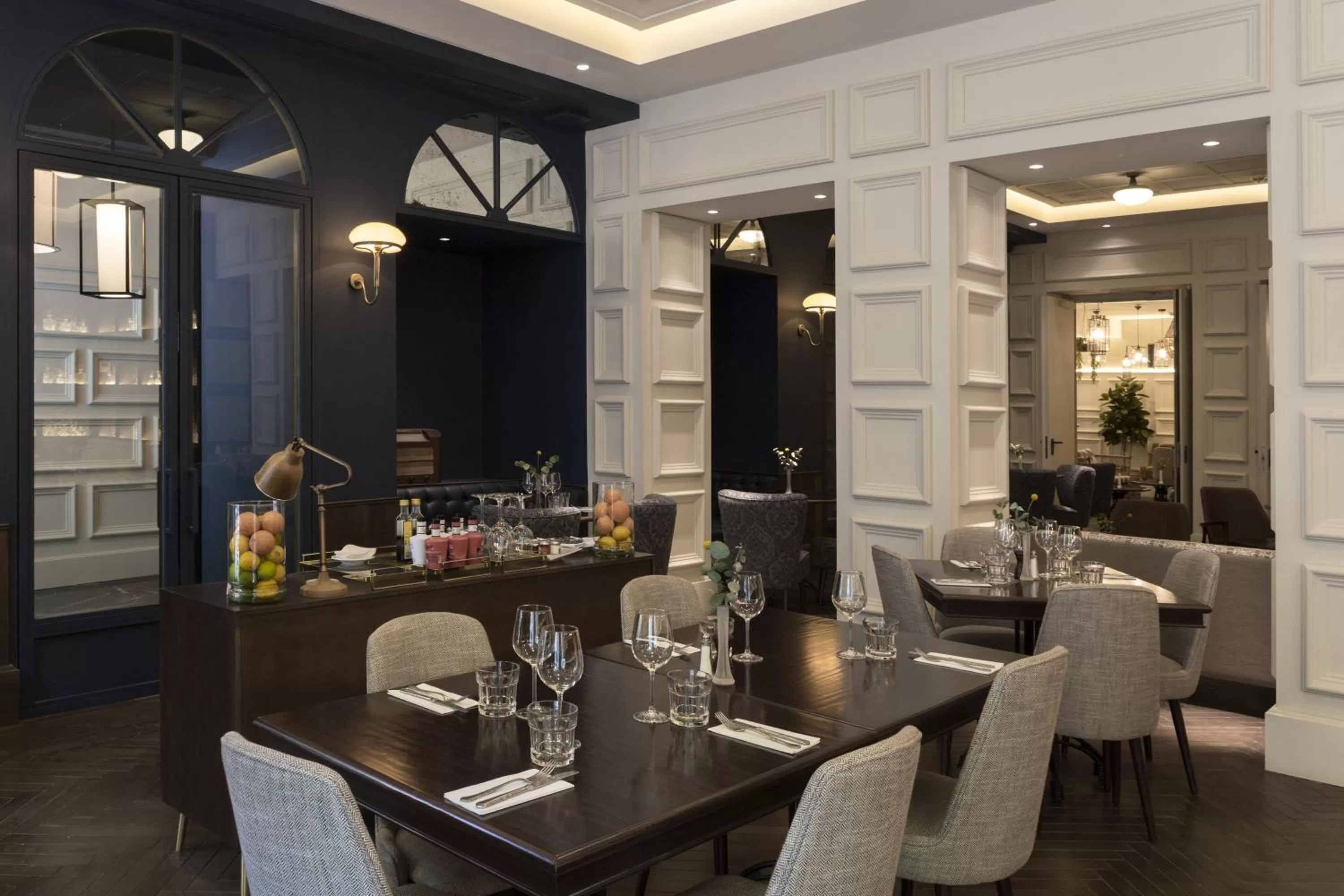 Restaurant/places to eat in ICON Wipton