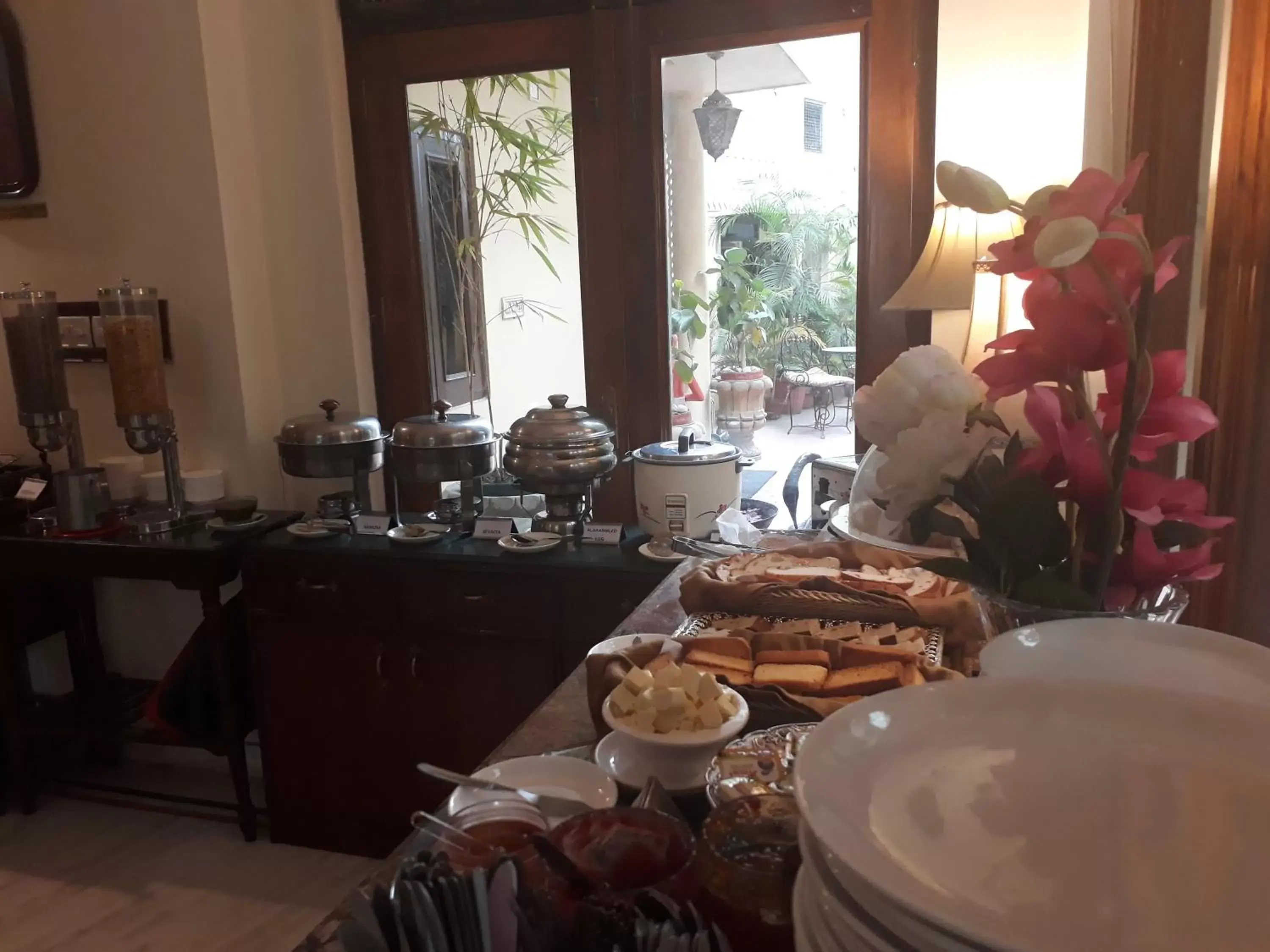 Buffet breakfast, Restaurant/Places to Eat in Dera Rawatsar - Heritage Hotel