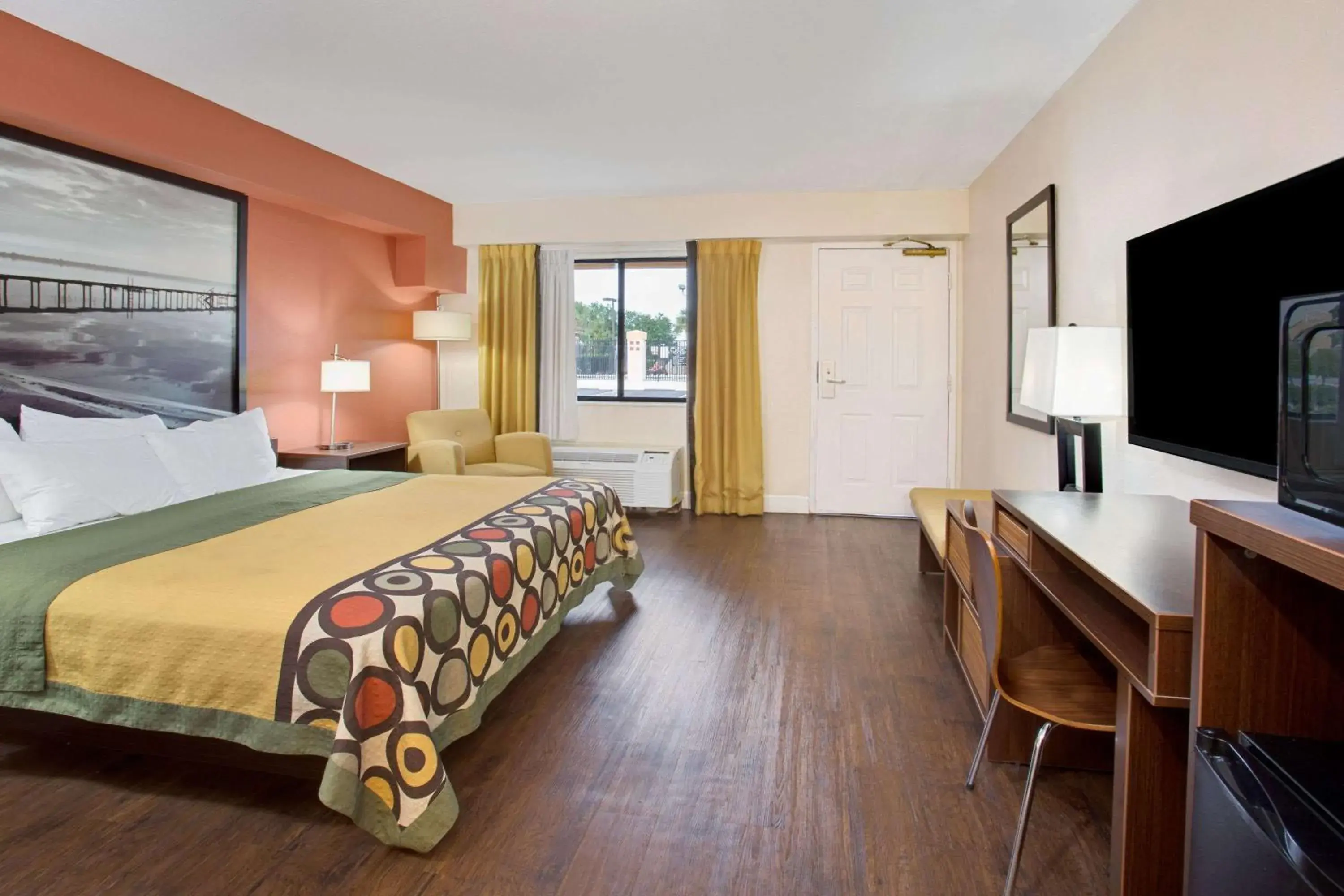 Photo of the whole room in Super 8 by Wyndham Orlando International Drive