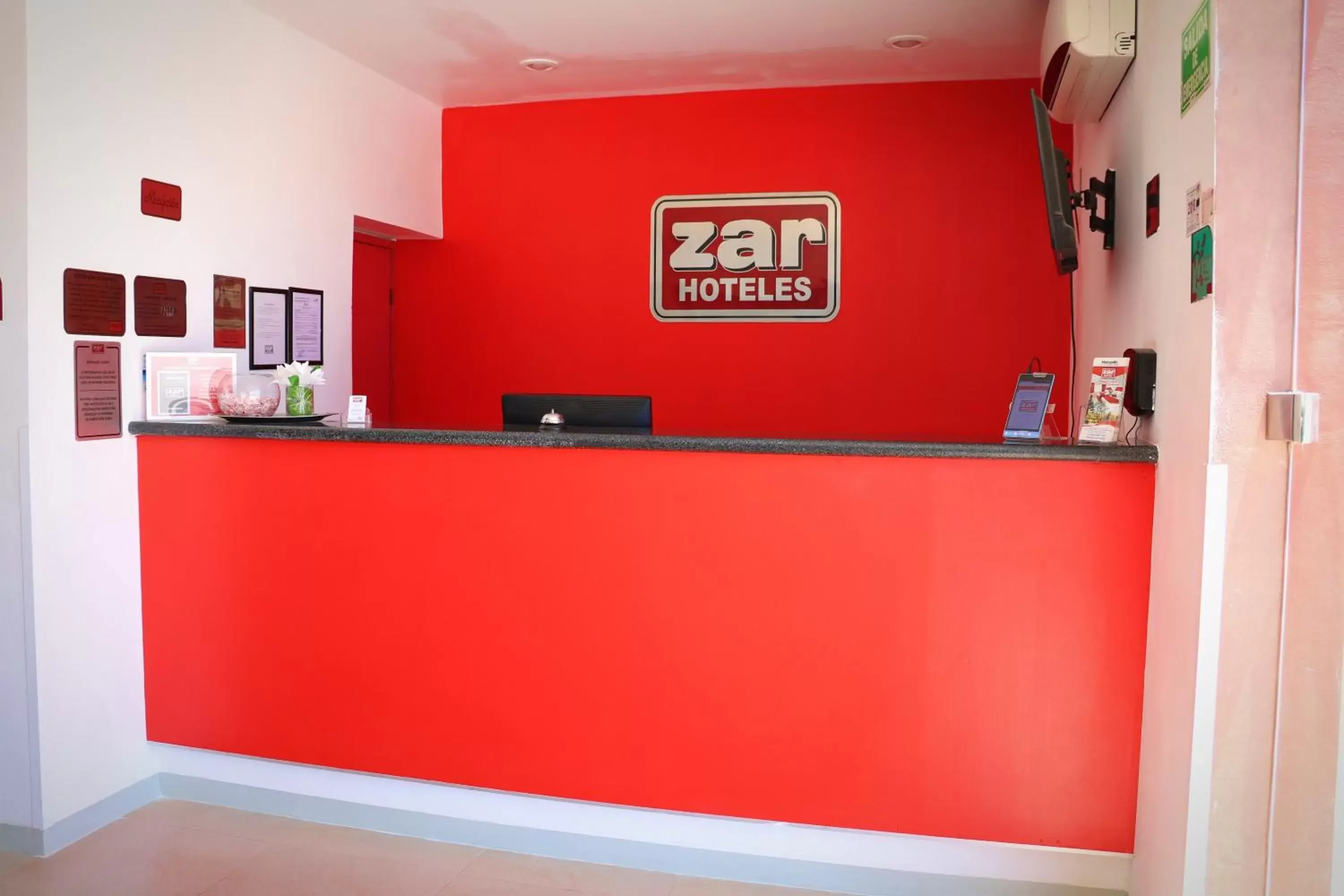 Lobby/Reception in Hotel Zar La Paz
