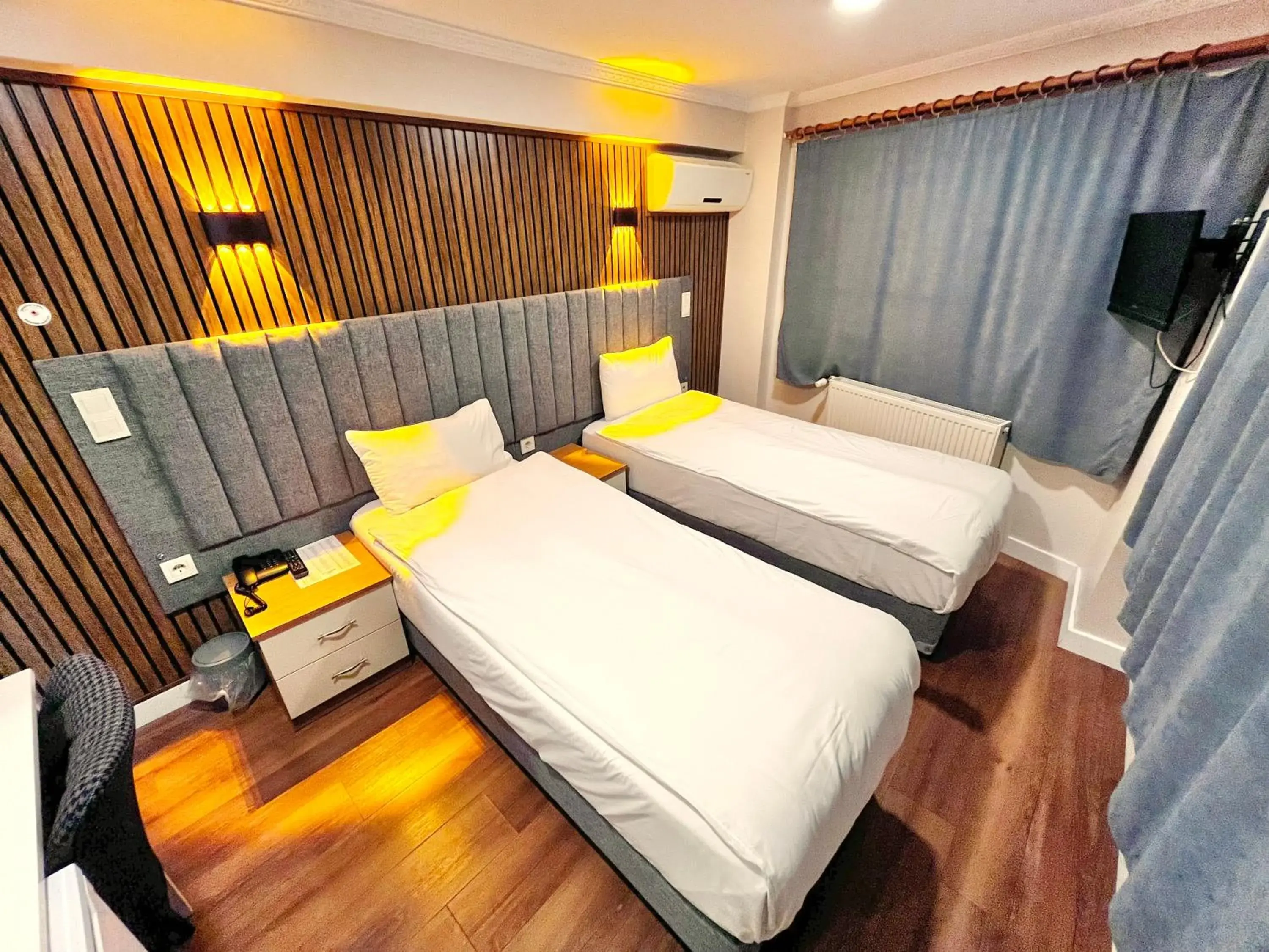 Bedroom, Bed in Naila Hotel