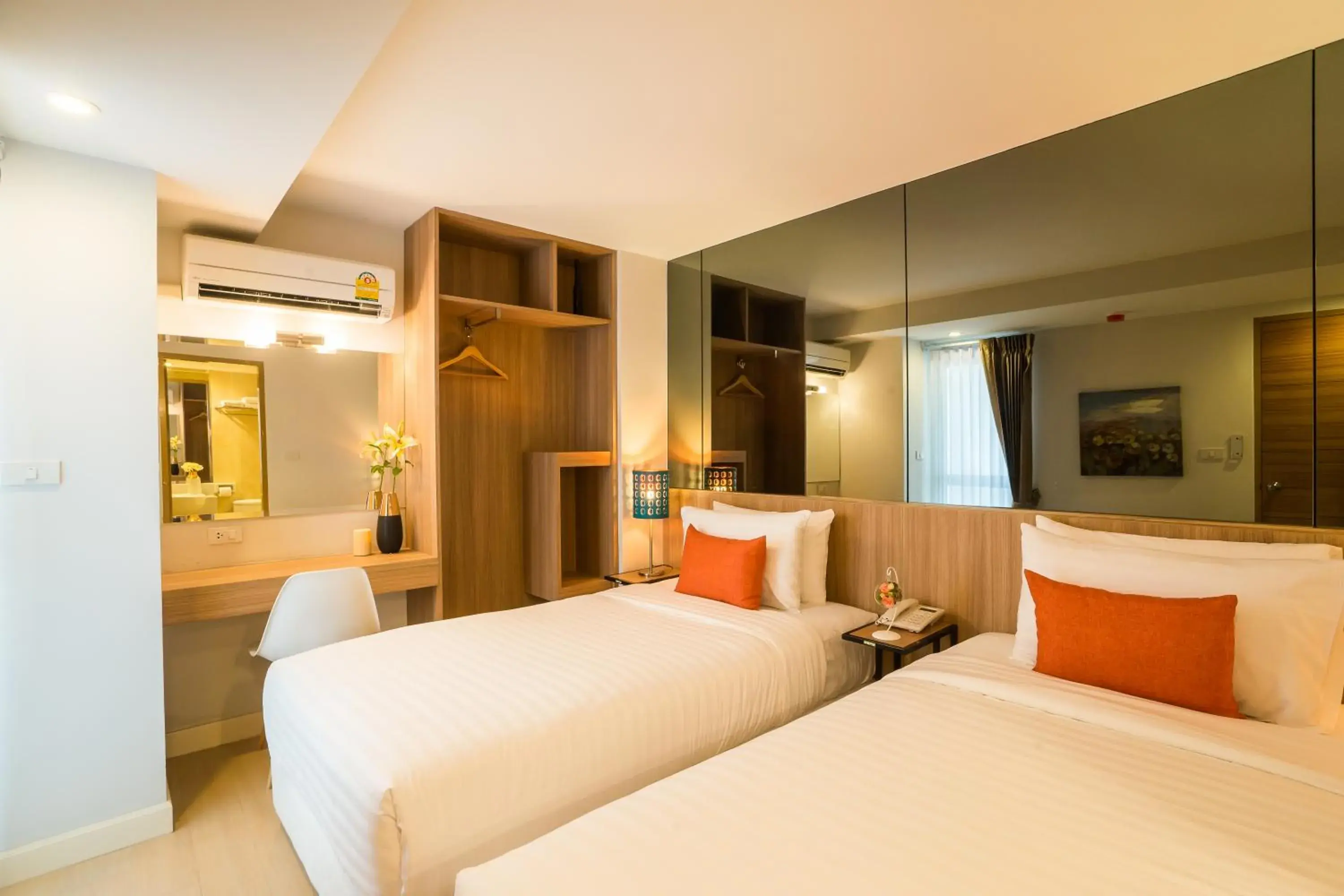 Day, Bed in Beyond Suite Hotel (SHA Plus)