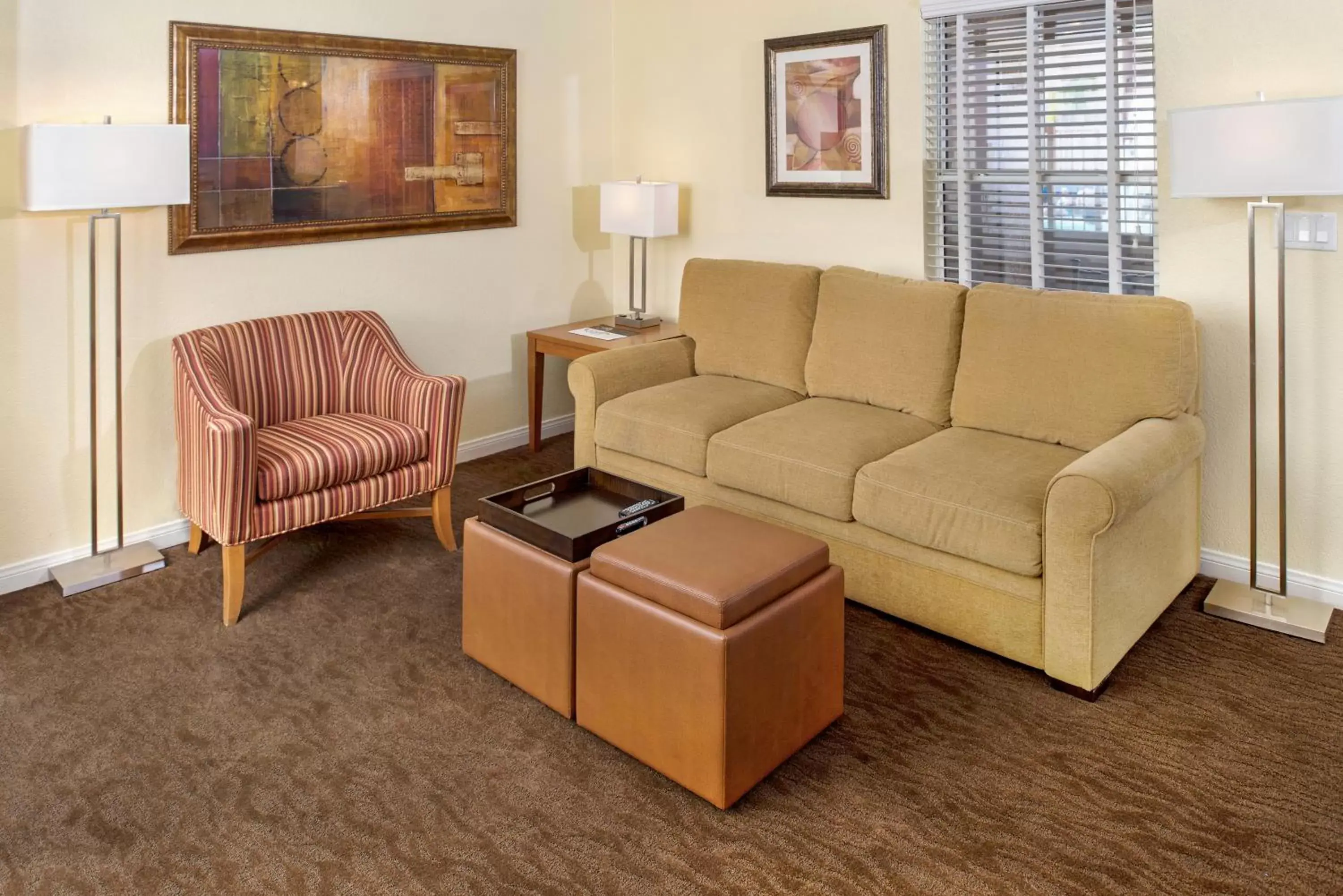 Living room, Seating Area in Hilton Vacation Club Desert Retreat Las Vegas