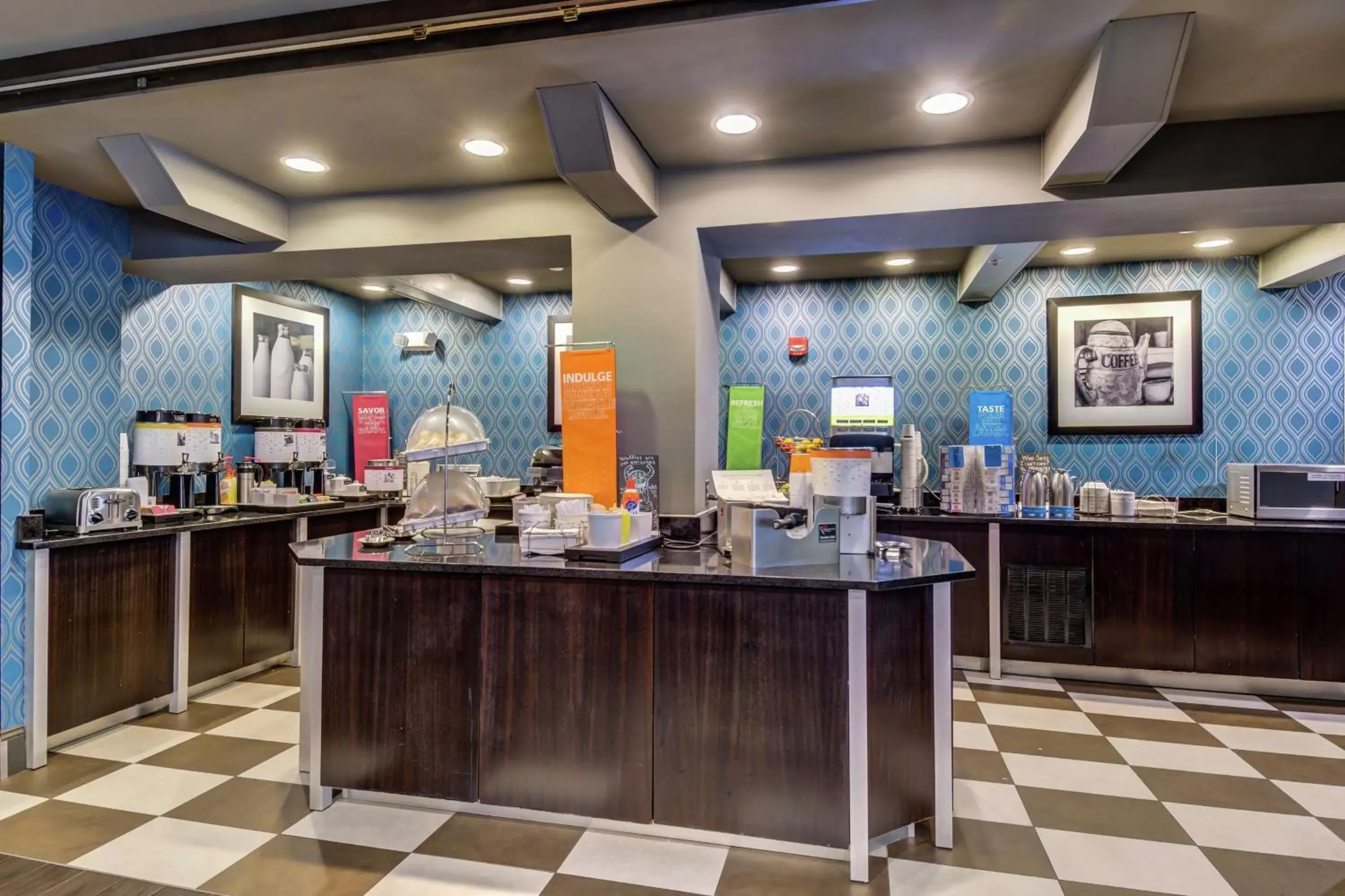 Dining area, Restaurant/Places to Eat in Hampton Inn Bowie