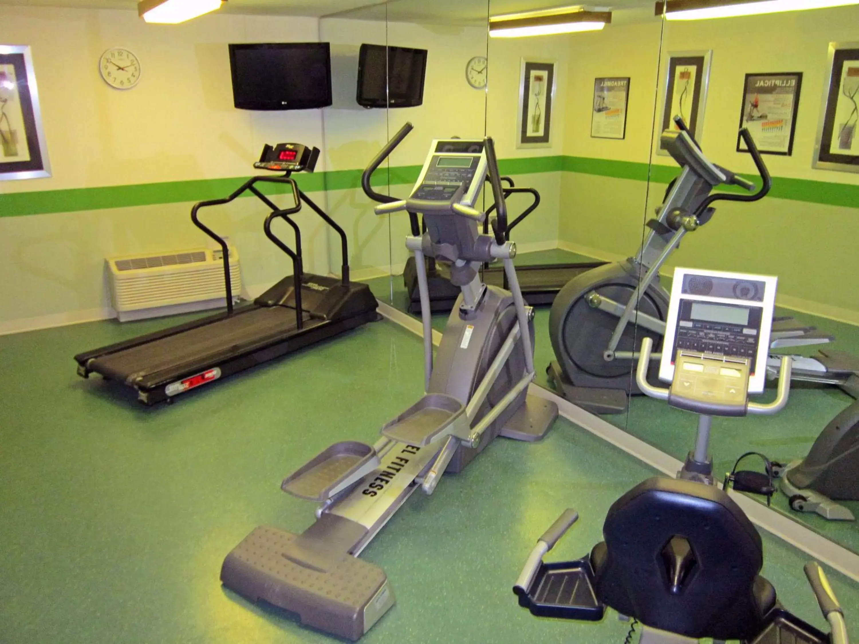 Fitness centre/facilities, Fitness Center/Facilities in Extended Stay America Suites - Orlando - Convention Center - 6443 Westwood