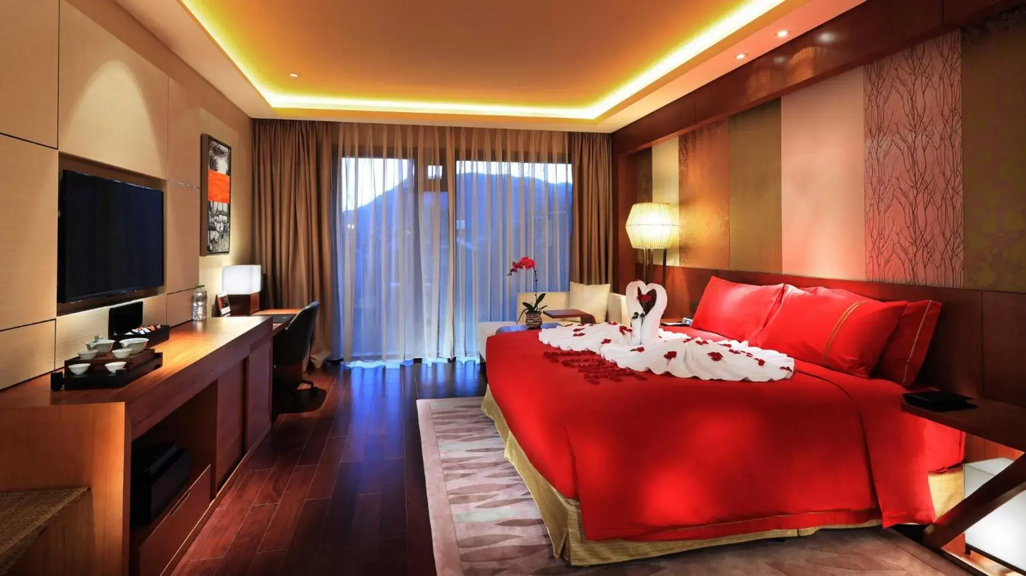 Photo of the whole room in HUALUXE Hotels & Resorts Kunming, an IHG Hotel