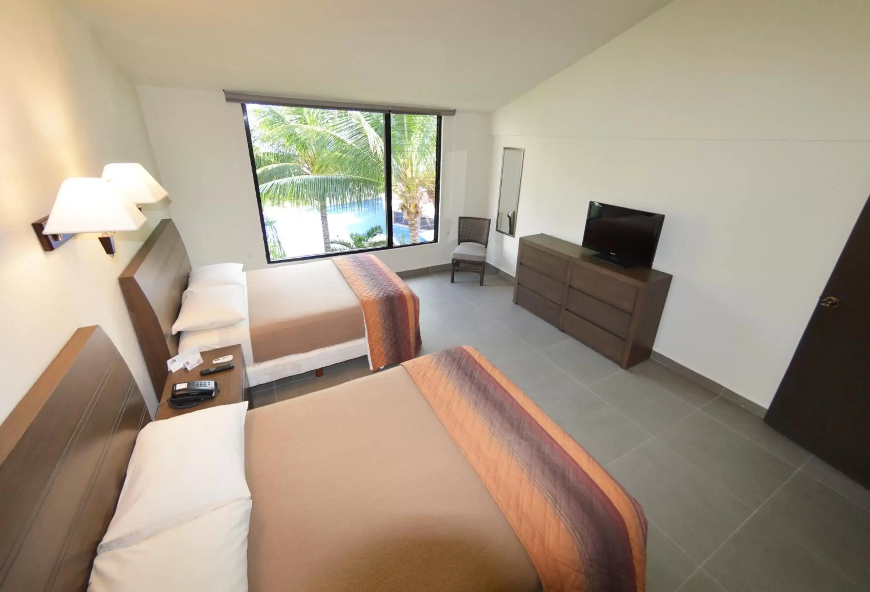 Bedroom, Room Photo in Sina Suites