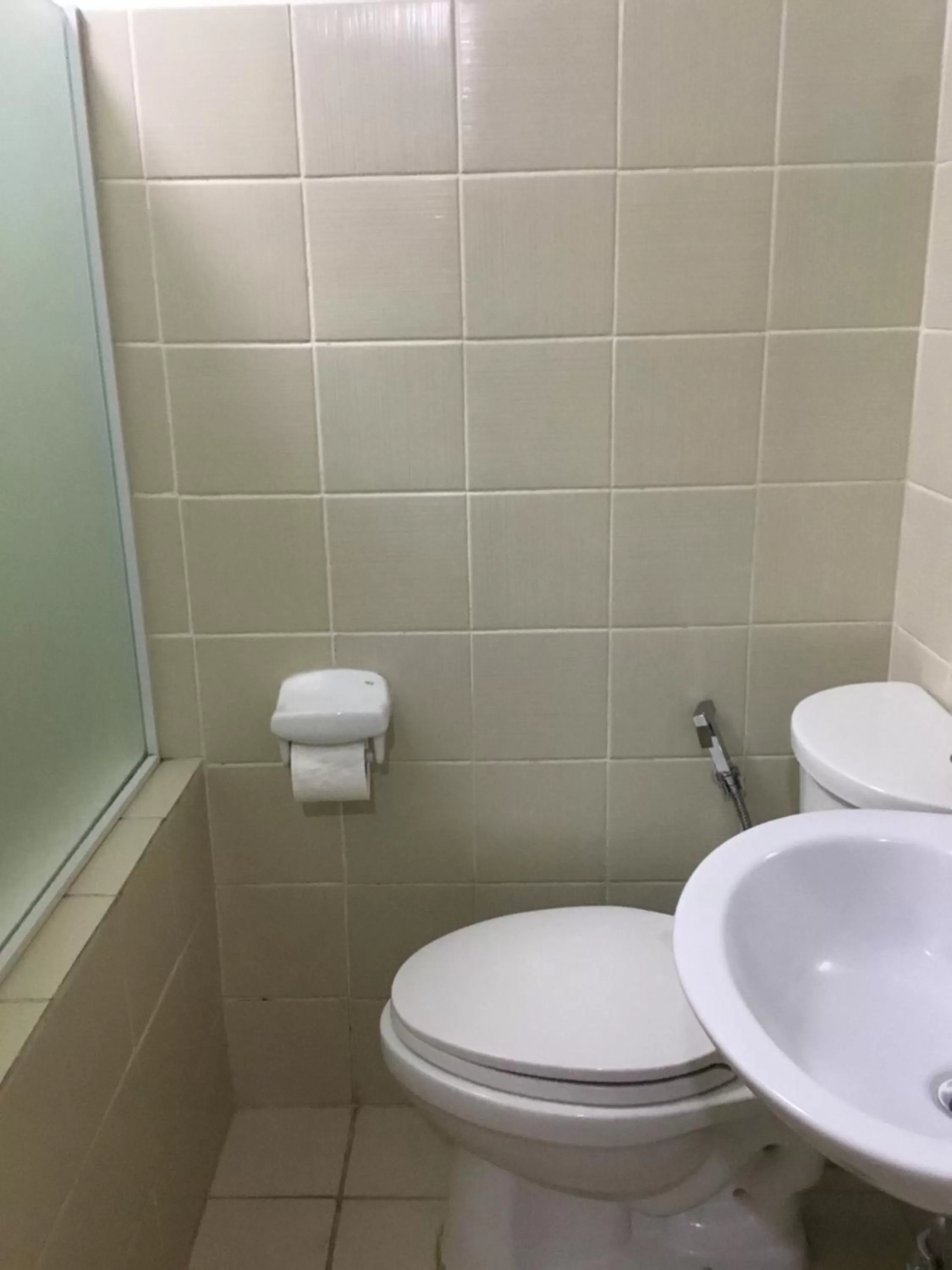 Condo with Free Swimming Pool & Viewing Deck