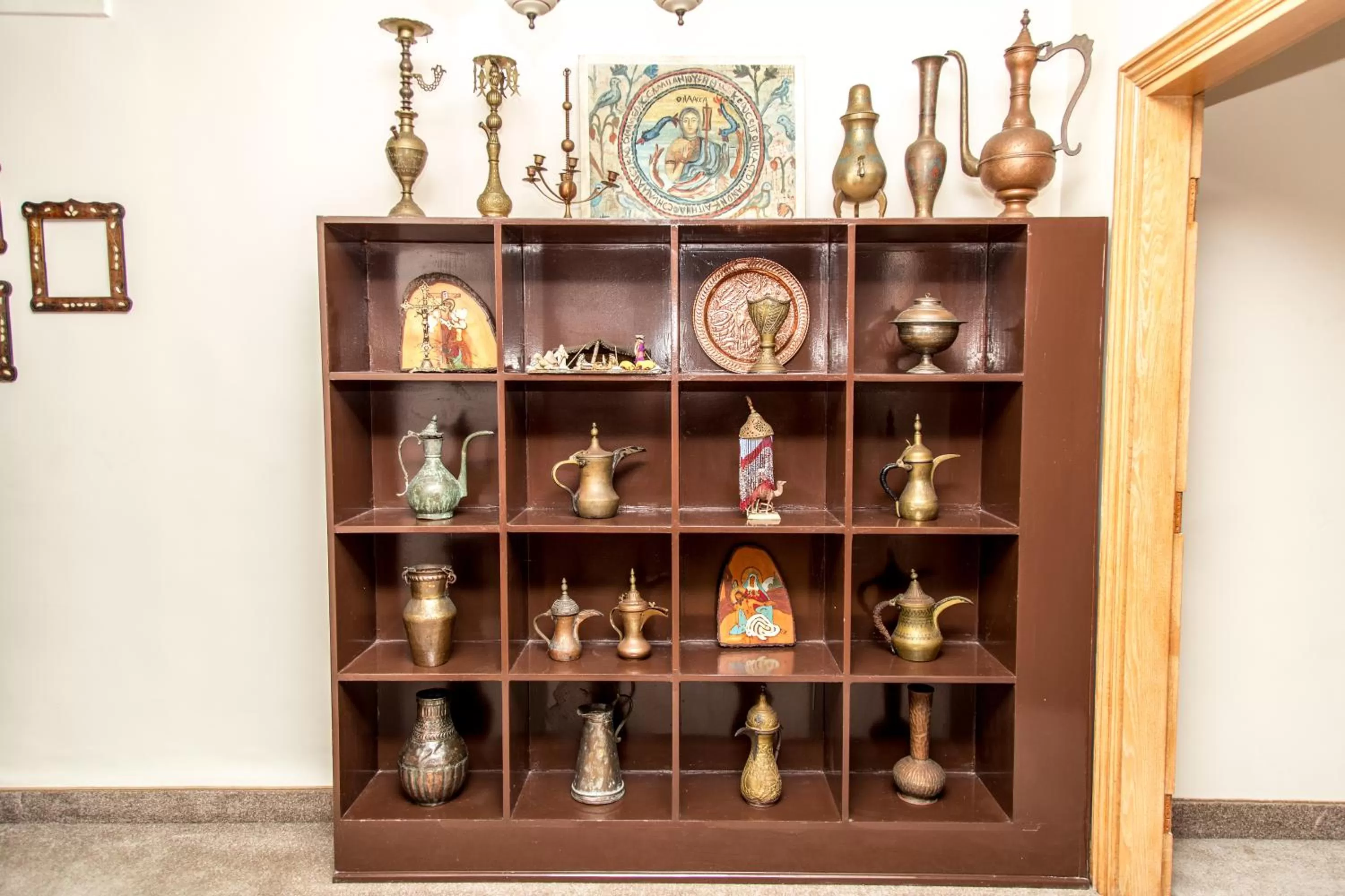 Decorative detail in Antika Amman Hotel